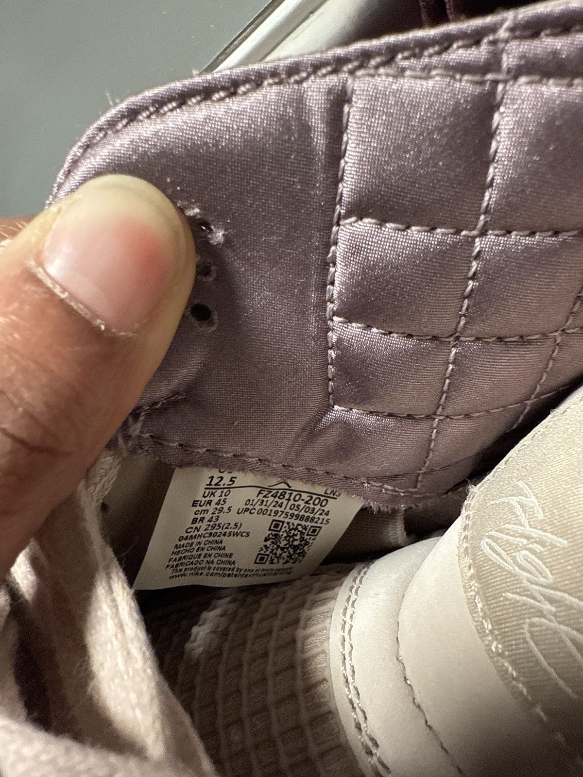 A Ma Maniere × Jordan Brand Women’s A Ma Maniére x Air Jordan 4 W.Y.W.S Size US 11 / EU 44 - 4 Thumbnail