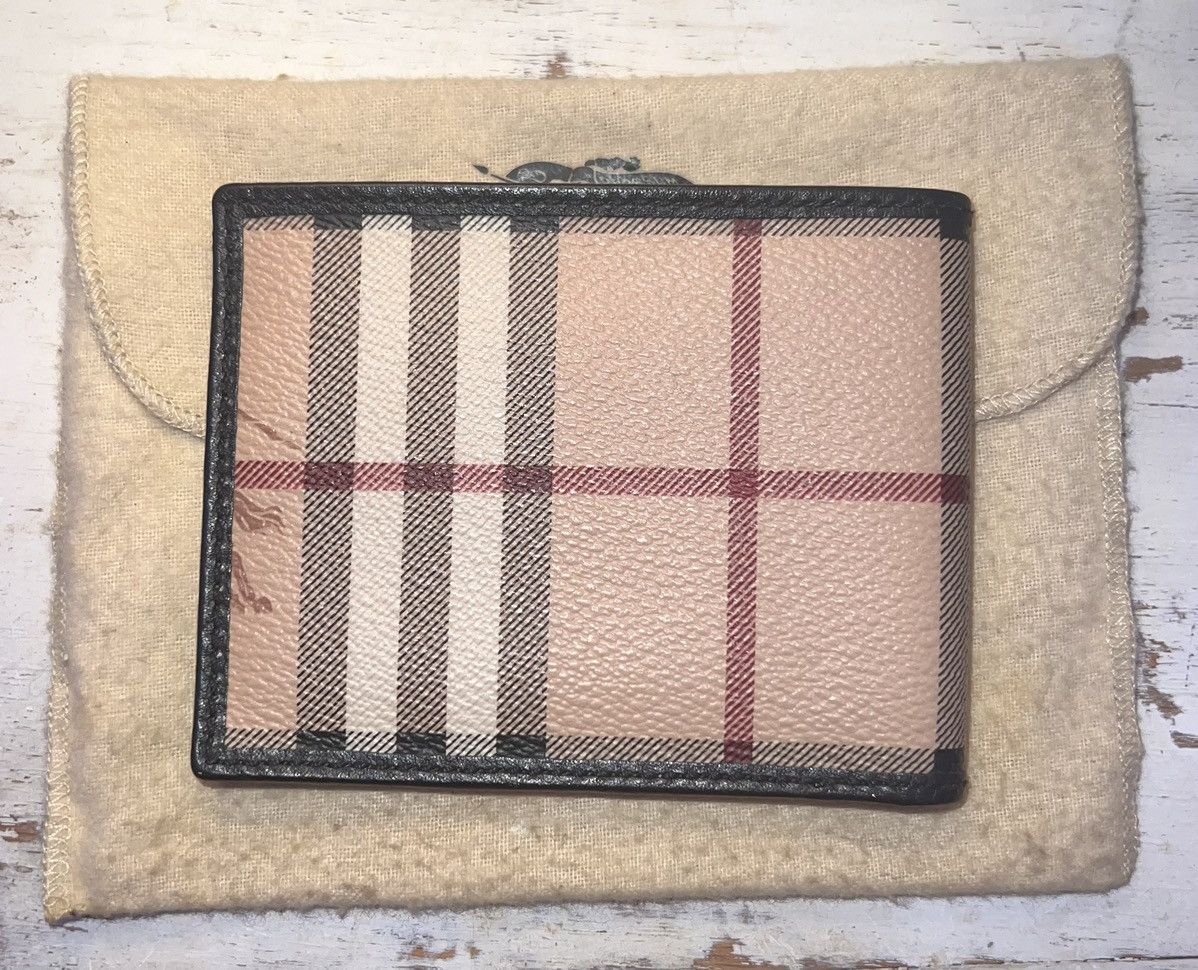 Burberry × Designer × Vintage Burberry Haymarket Check Coated Canvas Bifold Wallet Size ONE SIZE - 2 Thumbnail