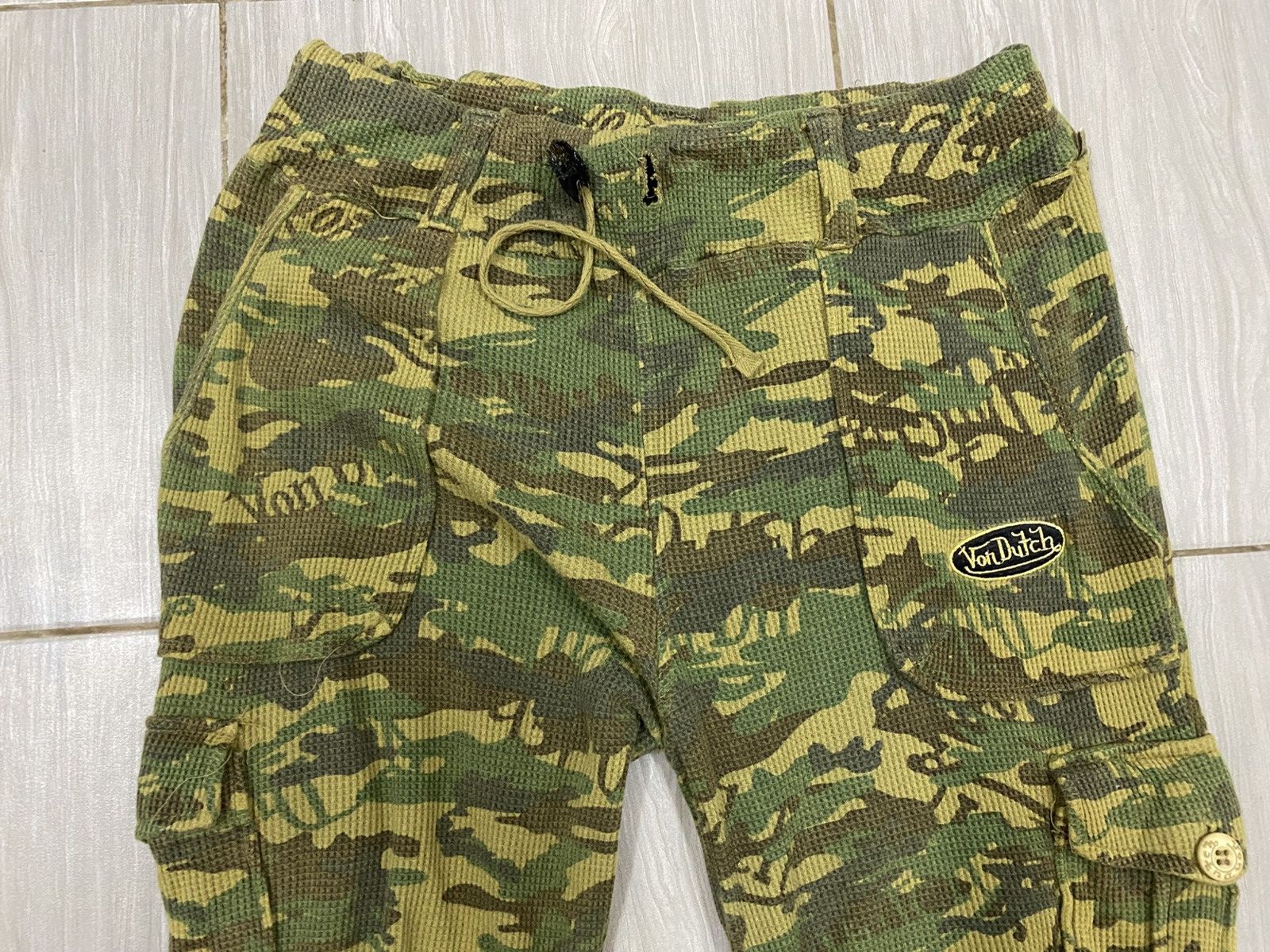 Von Dutch Vintage Von Dutch Camouflage Cargo Pants Size US 30 / EU 46 - 5 Thumbnail