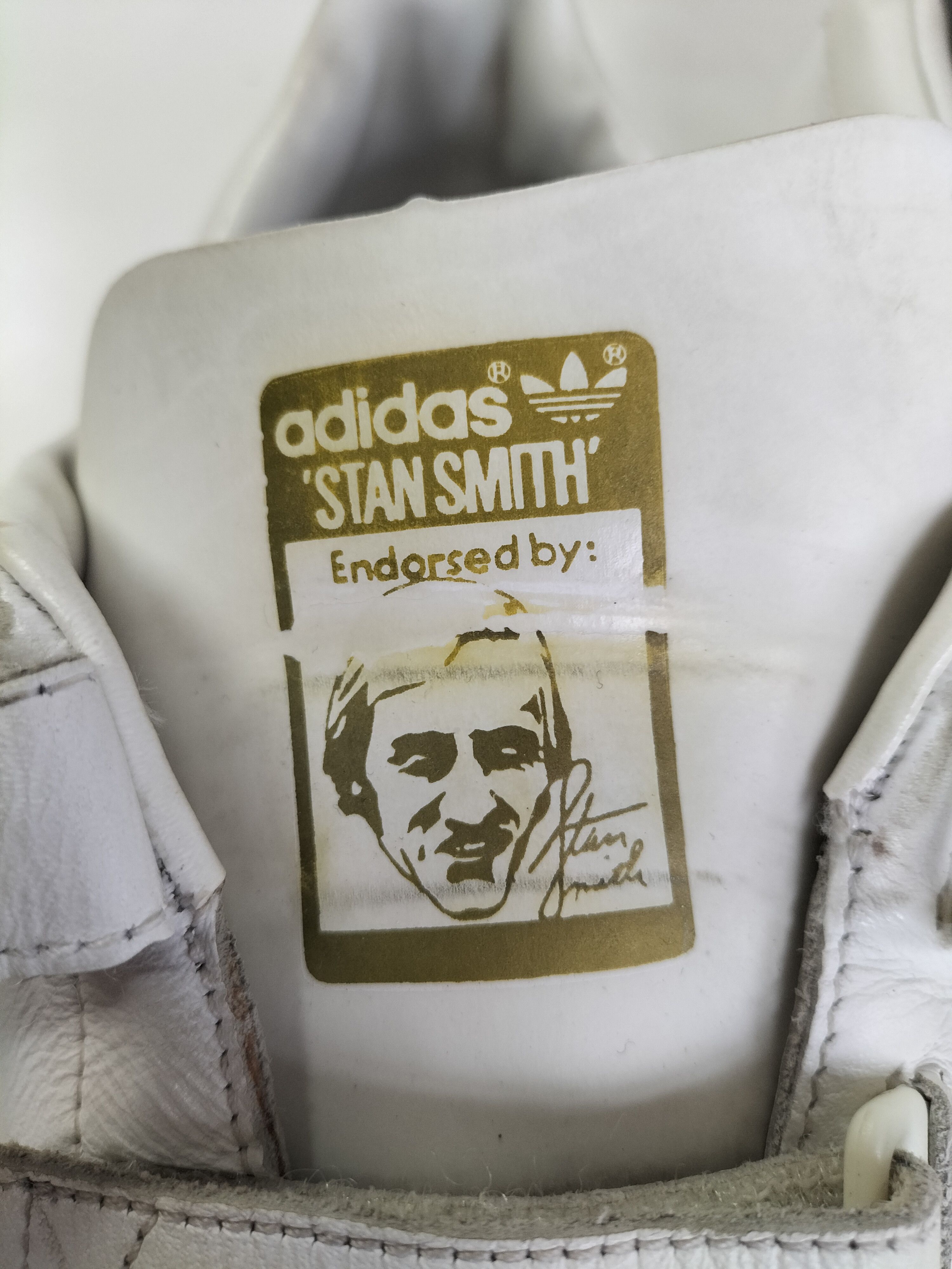 Adidas Stan Smith Gold and white Size US 9.5 / EU 42-43 - 4 Thumbnail
