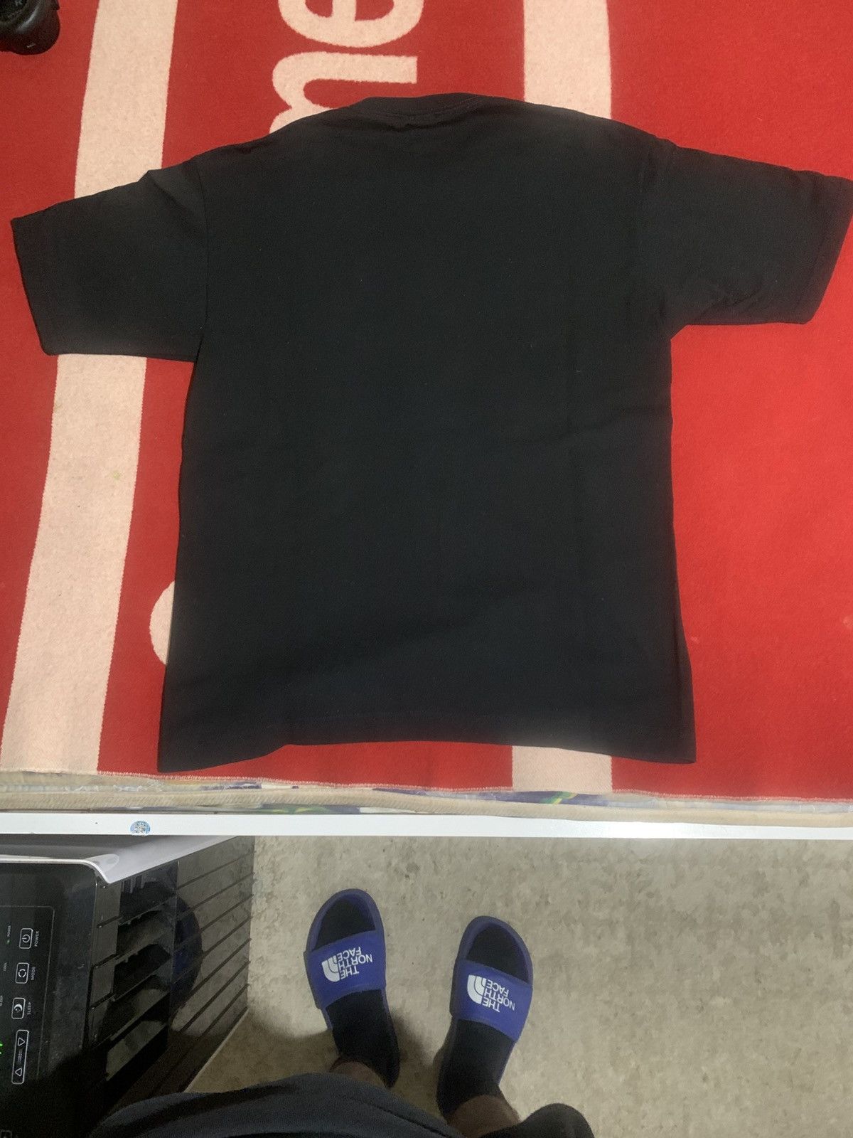 Supreme supreme friends and family (f&f) box logo tee Size US M / EU 48-50 / 2 - 5 Thumbnail