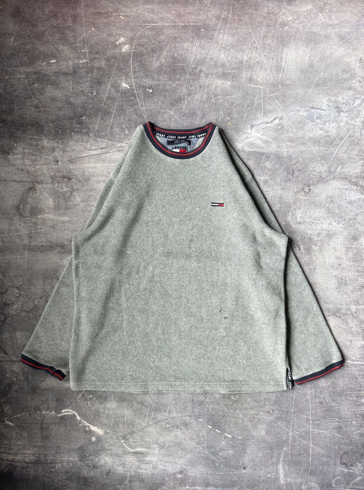 Tommy Hilfiger Vintage Y2K Tommy Jeans Fleece Sweatshirt (XL) Size US XL / EU 56 / 4 - 1 Thumbnail