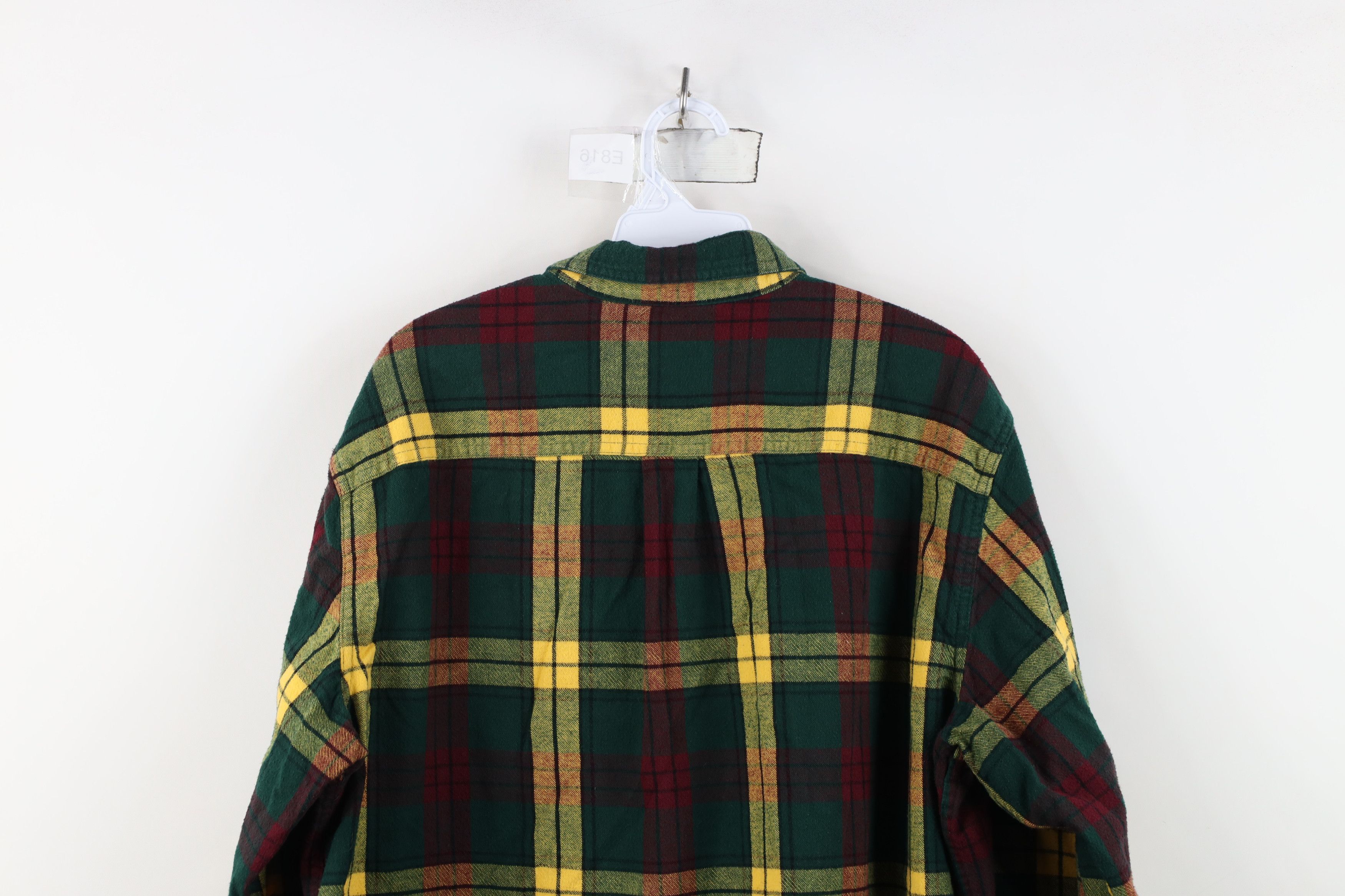 L.L. Bean Vintage LL Bean Flannel Collared Button Down Shirt Plaid Size US L / EU 52-54 / 3 - 8 Thumbnail