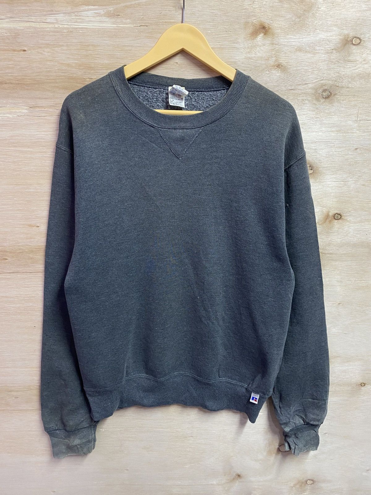 Russell Athletic vintage 90s Russell Athletic blank crewneck sweatshirt Size US XL / EU 56 / 4 - 1 Thumbnail