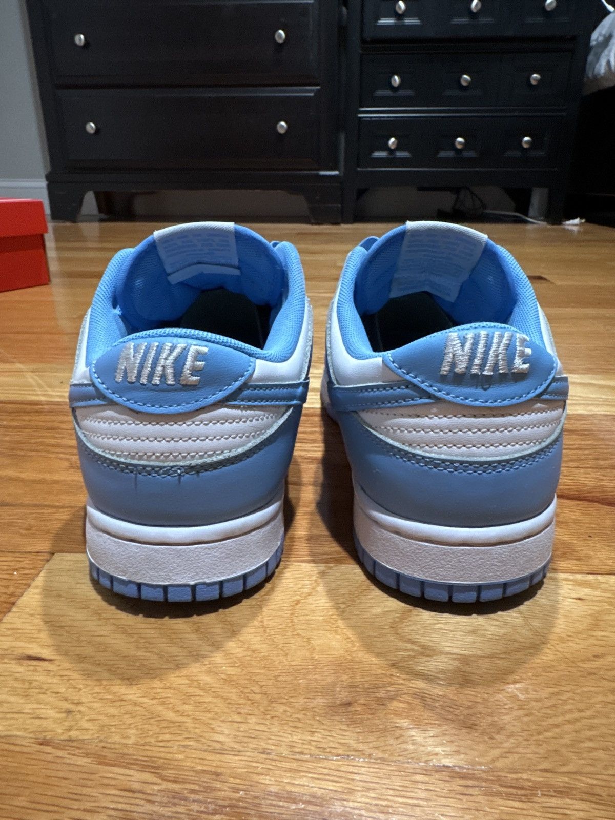 Nike UNC (University) Dunks Size US 8.5 / EU 41-42 - 4 Thumbnail