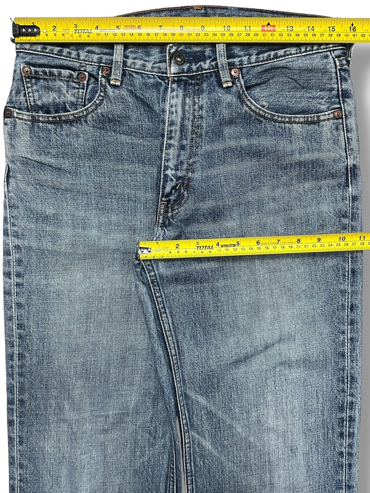 Levi's Levi's 502 Regular Fit With a Tapered Leg Faded & BlueWash Size US 31 - 19 Thumbnail