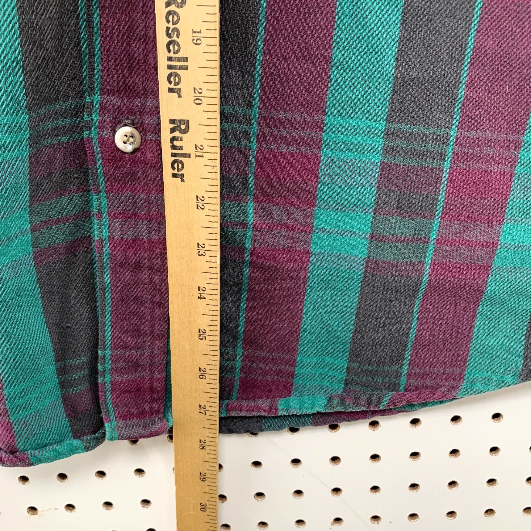 Vintage Vintage St. John Bay Men's Plaid Button-Up Shirt Large Green Purple Casual Cotton Made USA Size US L / EU 52-54 / 3 - 5 Thumbnail