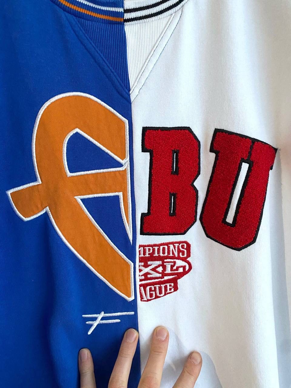 Fubu Vintage FUBU Men's White/Blue Hip Hop Oversized Sweatshirt M Size US M / EU 48-50 / 2 - 7 Thumbnail