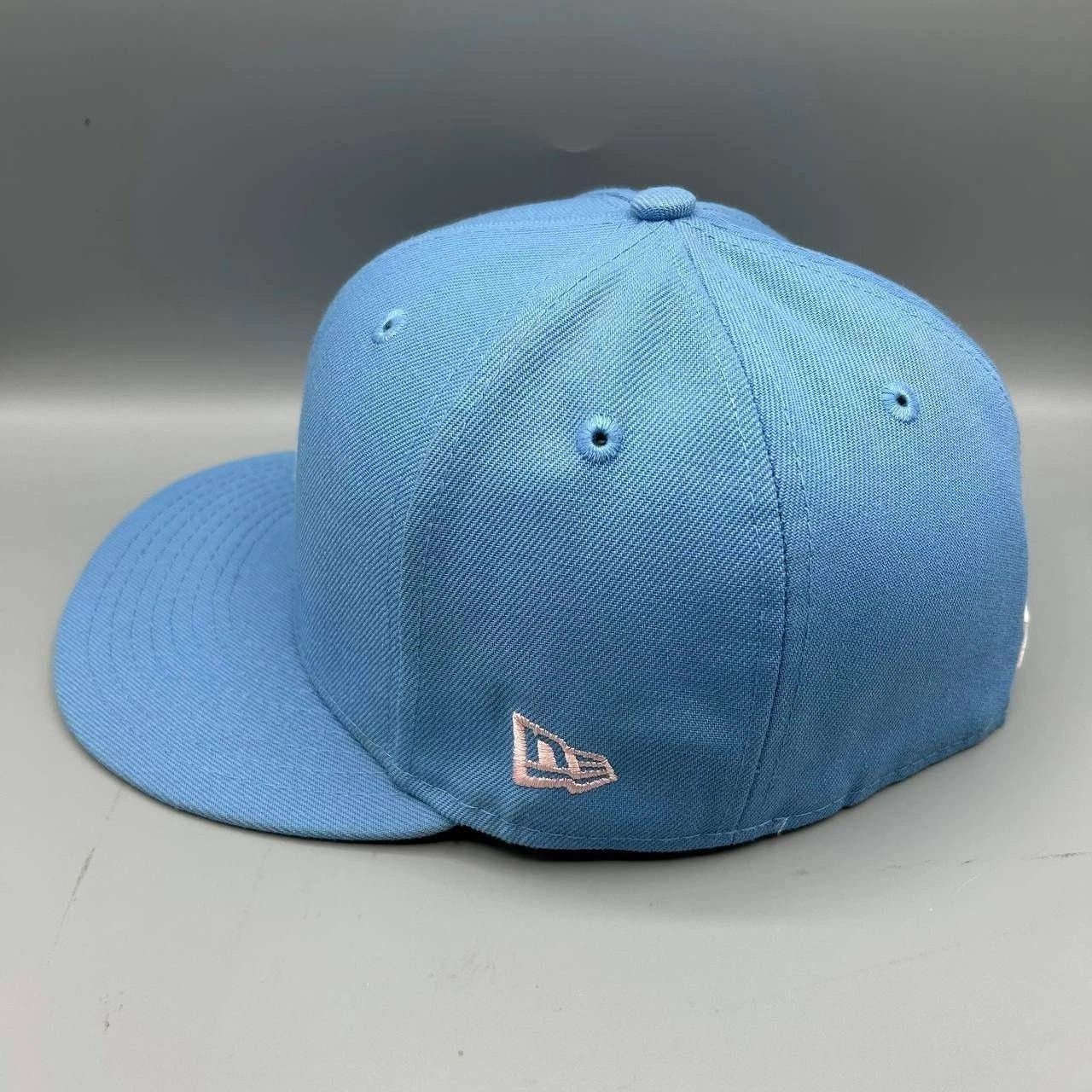 New Era Los Angeles LA Dodgers Hat Men 7 3/8 Blue Pink MLB Fitted Size ONE SIZE - 5 Thumbnail