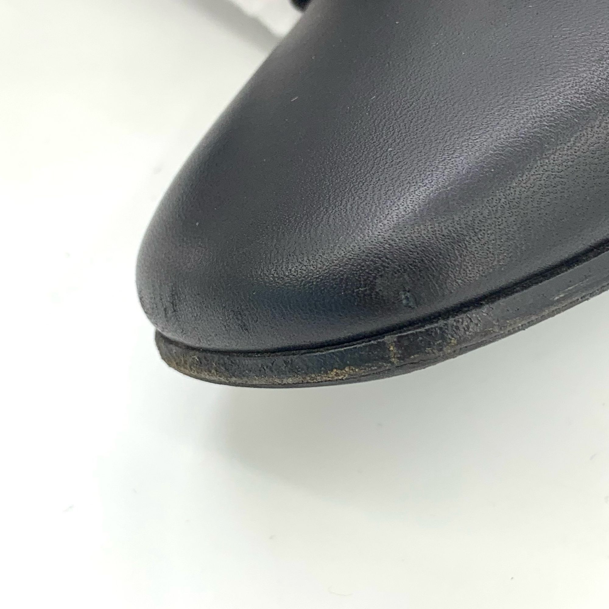 Gucci Gucci Black Leather Bee Flats With Rhinestone Detail Size 36 Size US 6 / IT 36 - 3 Thumbnail