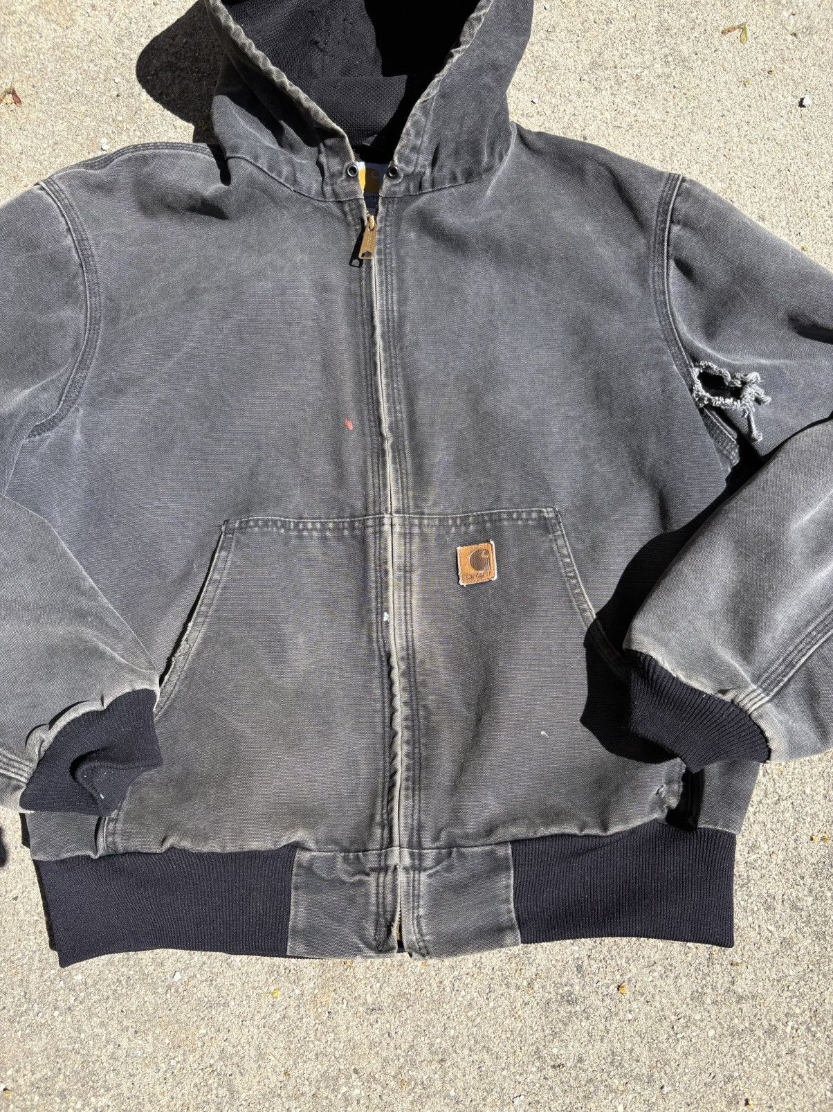 Supreme Vintage Carhartt Active Jacket, Faded Black Size US L / EU 52-54 / 3 - 6 Thumbnail