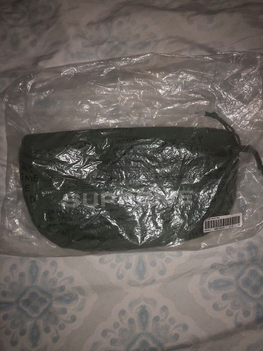 Supreme Small Waist Bag (FW22) Olive NWT