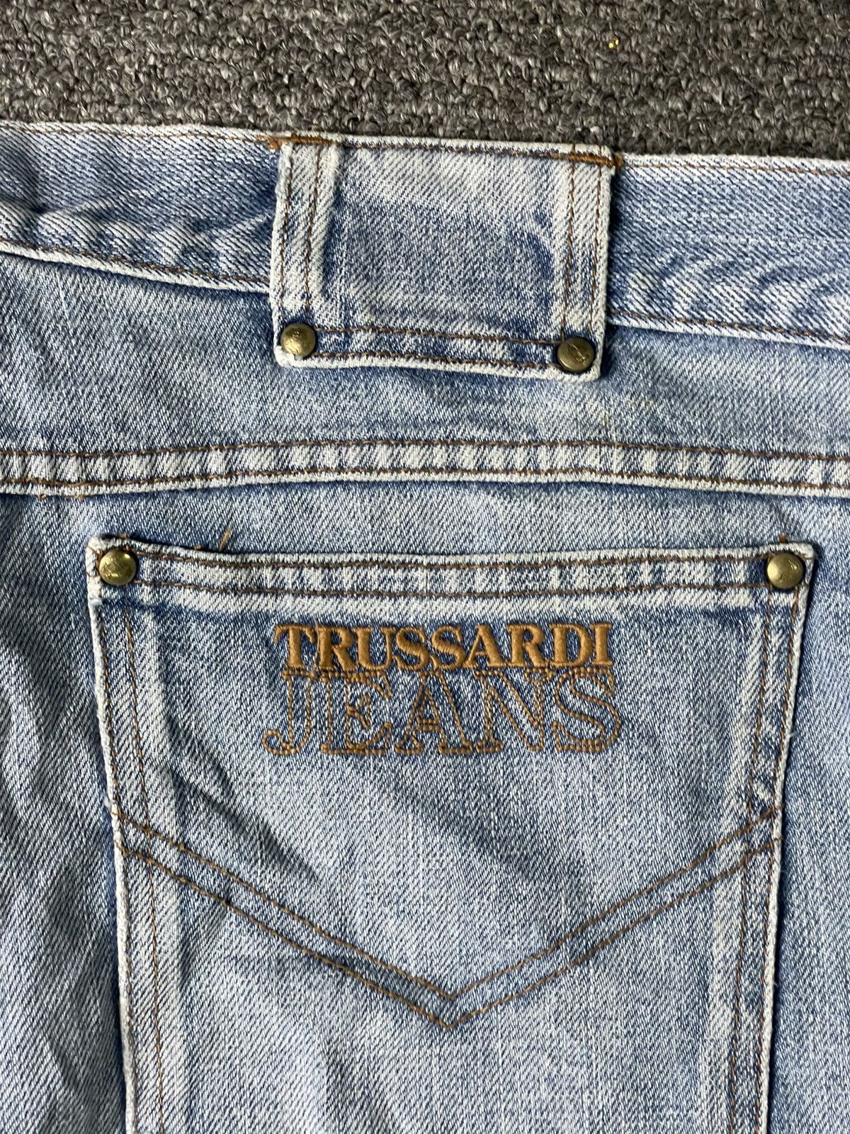 Trussardi × Vintage TRUSSARDI Men’s Tapered Distressed Denim Jeans (106) Size US 40 / EU 56 - 10 Thumbnail