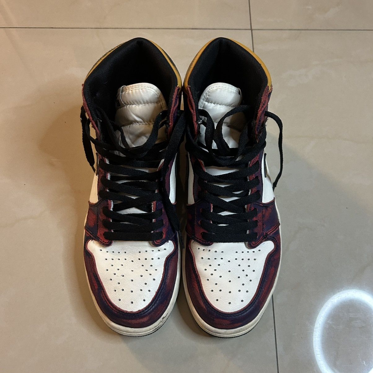 Jordan Brand Jordan 1 Sb La to Chicago Size US 9.5 / EU 42-43 - 3 Thumbnail