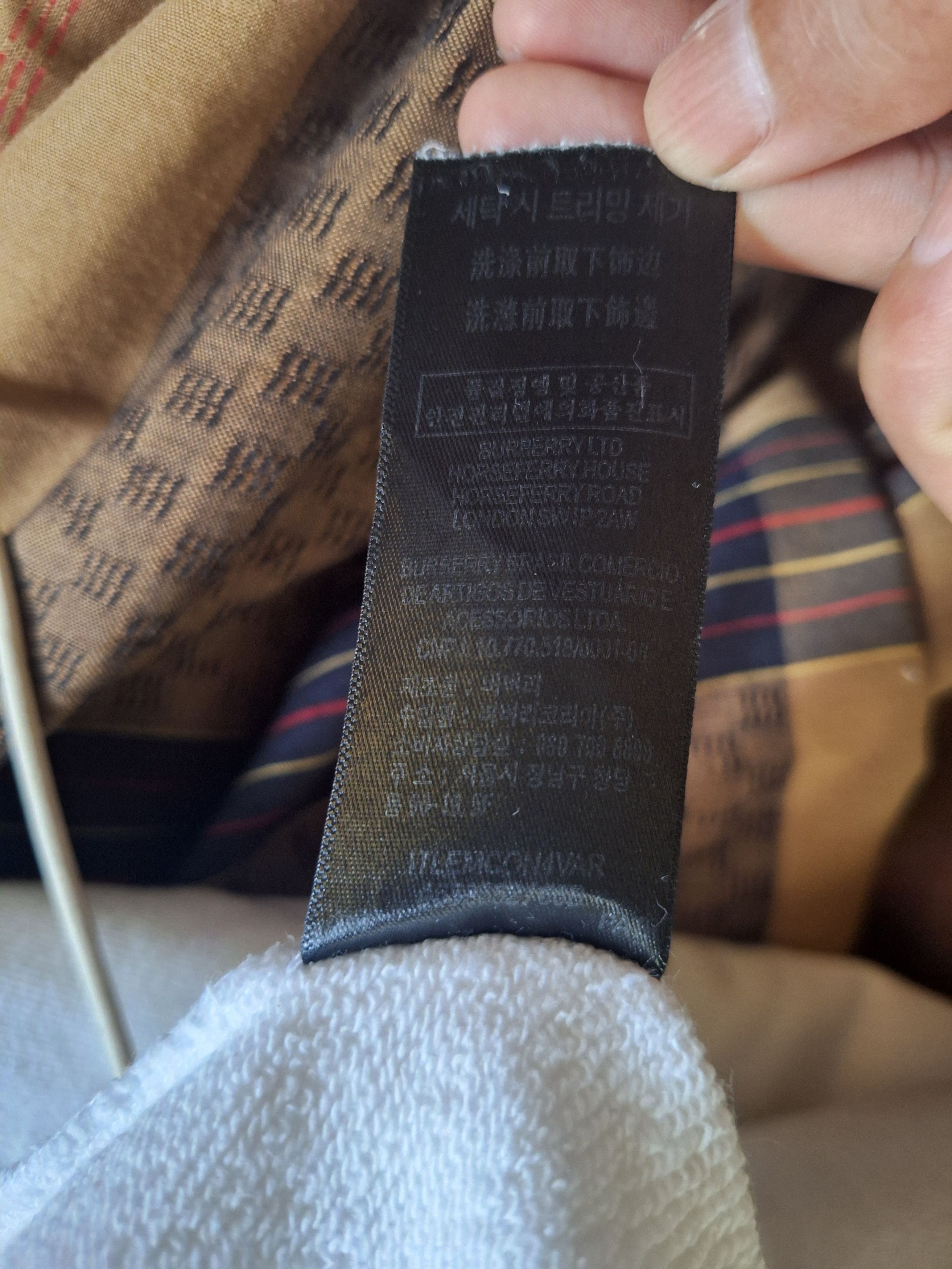 Burberry Burberry Embroidered Logo Sweatshirt Size US L / EU 52-54 / 3 - 14 Thumbnail
