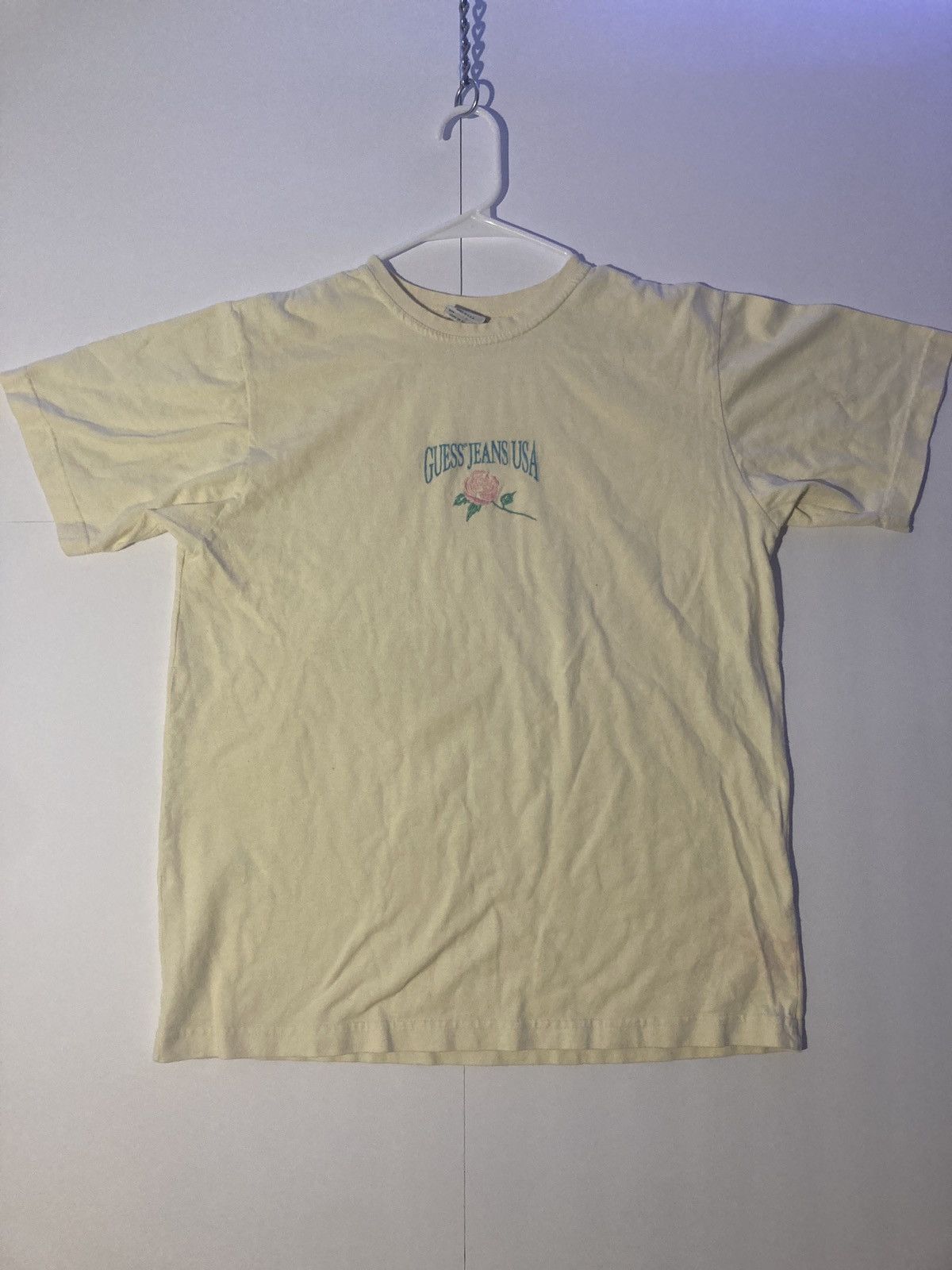 Guess × Vintage Vintage Guess Jeans USA embroidered Rose Tee Size US L / EU 52-54 / 3 - 1 Thumbnail