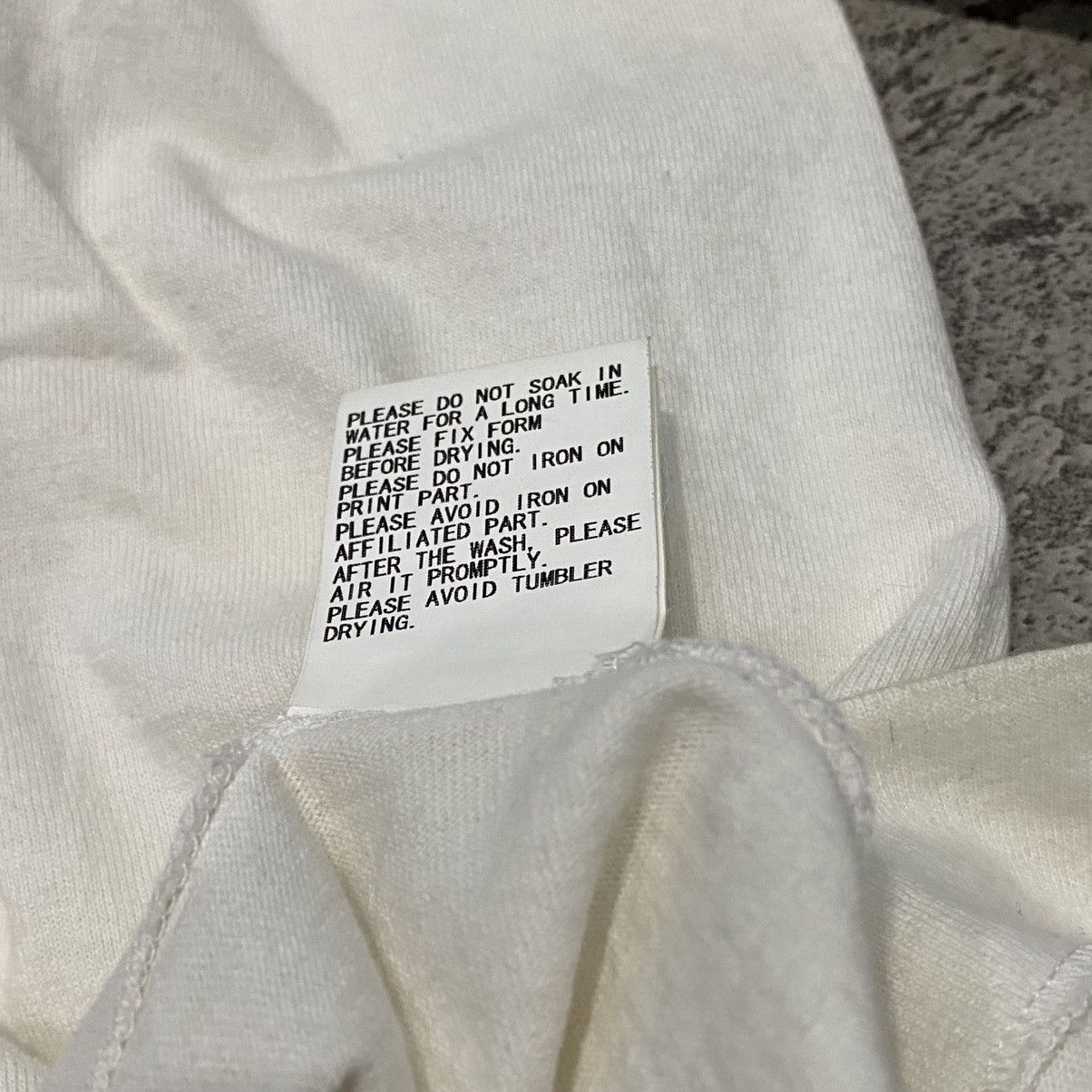 Bape × Kaws Bape X Kaws Bendy Logo Long Sleeve Tshirt Size US M / EU 48-50 / 2 - 6 Thumbnail