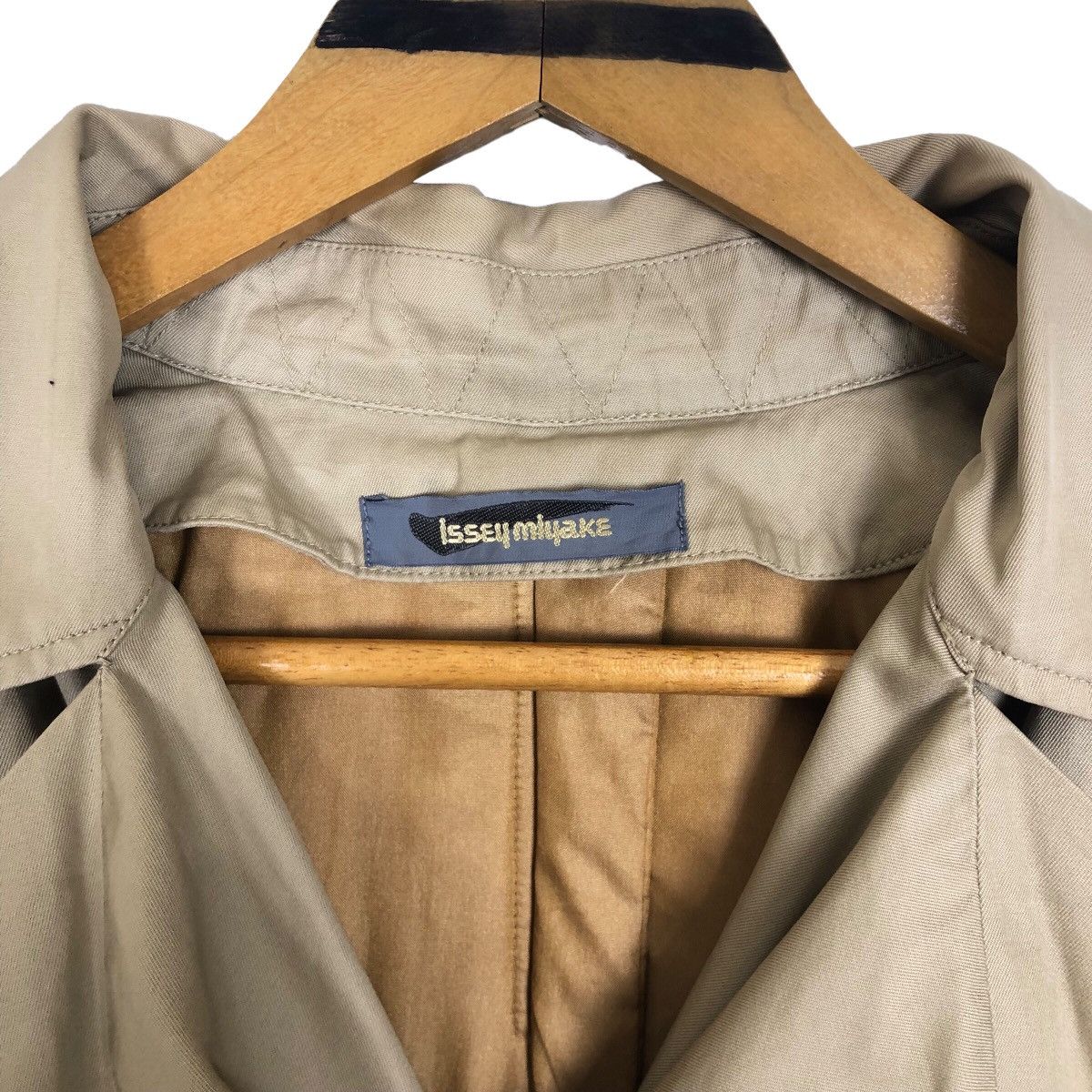 Issey Miyake Vintage 80s Issey Miyake Wide Collar Trench Coat Size US L / EU 52-54 / 3 - 7 Thumbnail