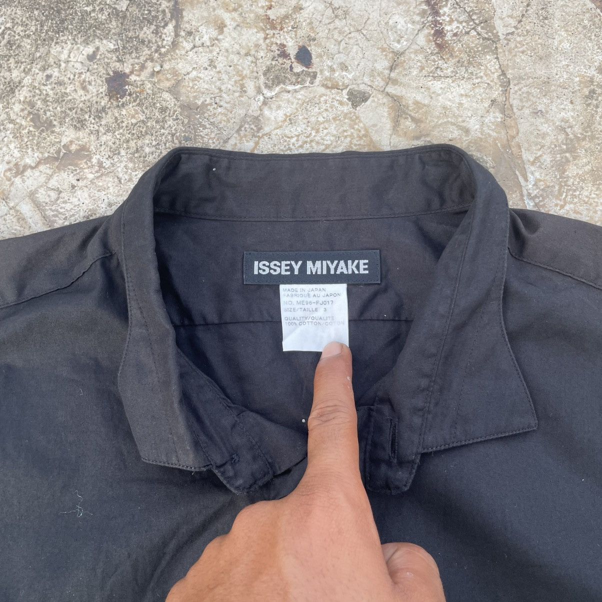 Issey Miyake Issey Miyake Black Long Sleeve Shirt Made in Japan Size US L / EU 52-54 / 3 - 4 Thumbnail