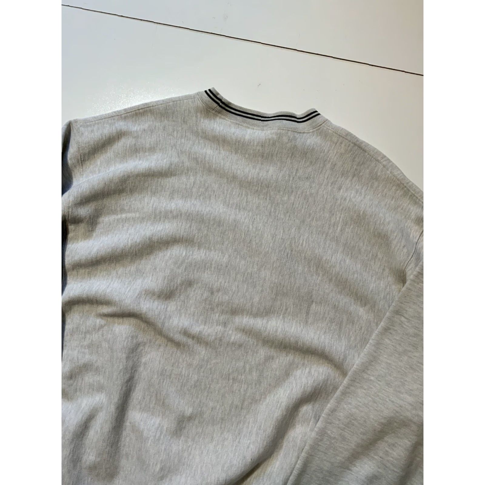 Lugz VINTAGE Lugz Sweatshirt 2XL Gray Embroidered Weave Crewneck 90s 2000s Jeanz Star Hip Hop Logo Mens Size US XXL / EU 58 / 5 - 4 Thumbnail