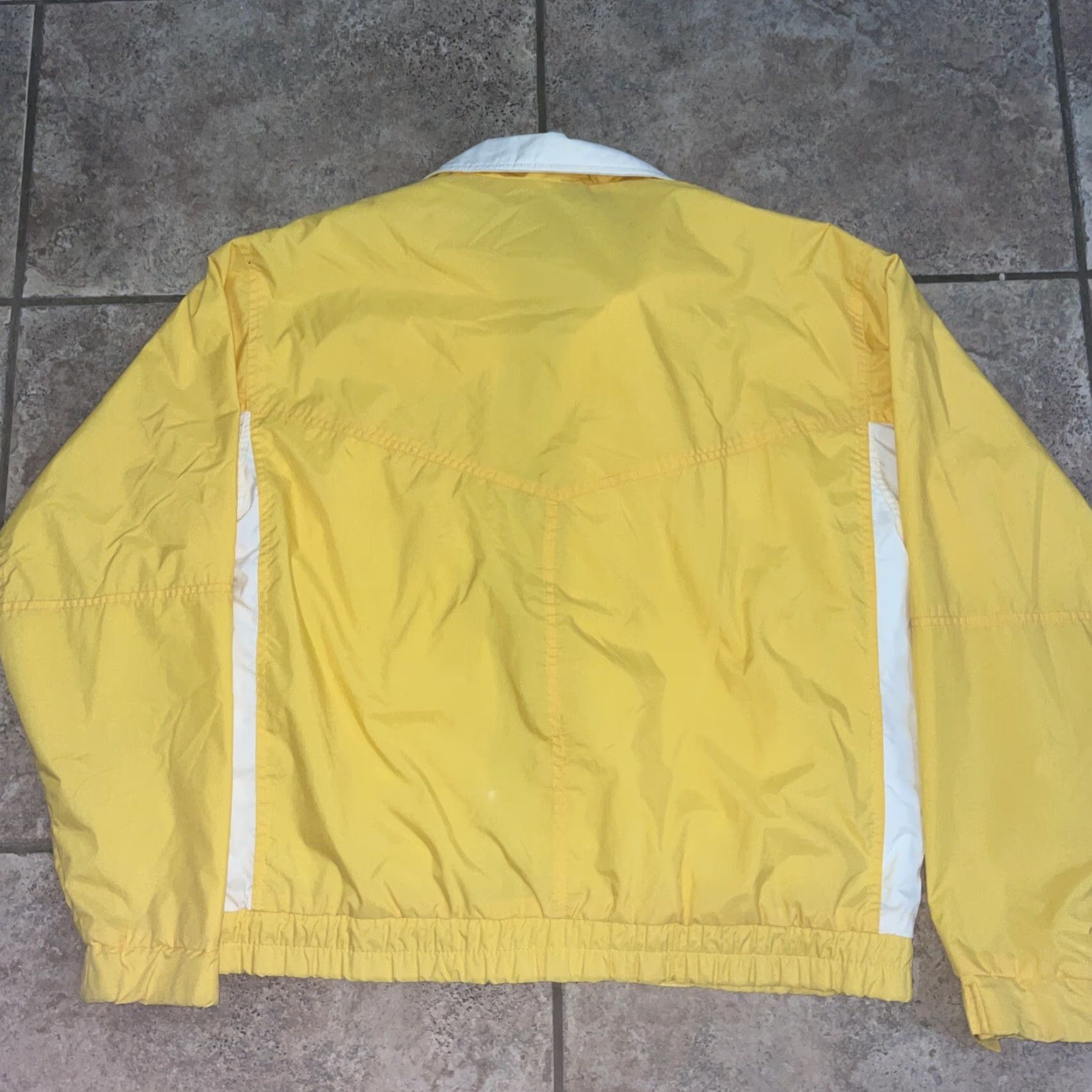 Levi's VINTAGE Levi's Thunder River Yellow Jacket Mens M Nylon Windbreaker Jacket Size US M / EU 48-50 / 2 - 4 Thumbnail