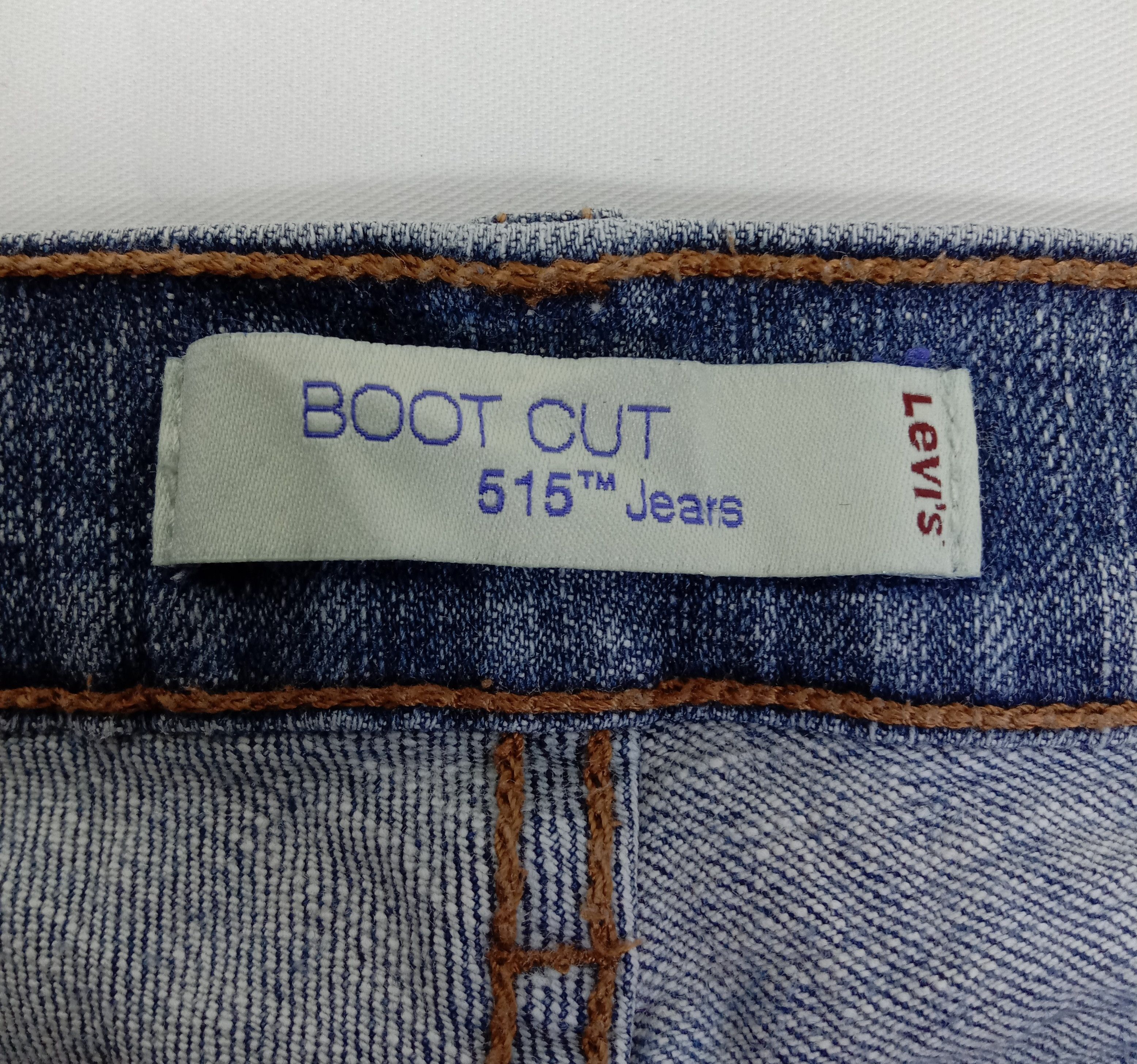 Levi's Vintage Levi's 515 Flare Jeans Blue Wash Denim Size 30" / US 8 / IT 44 - 13 Thumbnail
