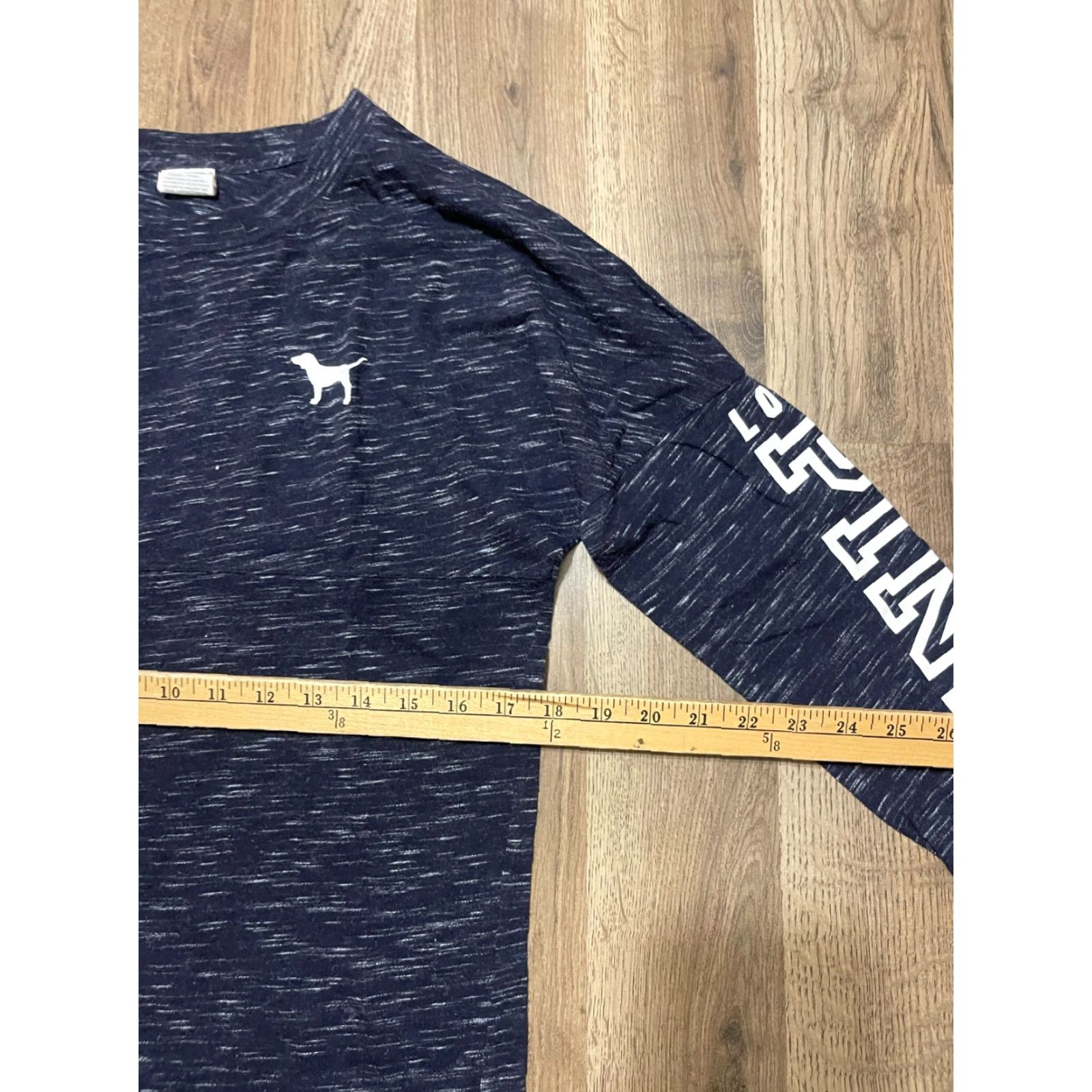 Victoria's Secret Victoria's Secret Shirt Women's XS Blue White Long Sleeve DOG Logo T-Shirt Casual Regular Pullover Neck Round Dog Theme Womens Size XS / US 0-2 / IT 36-38 - 7 Thumbnail