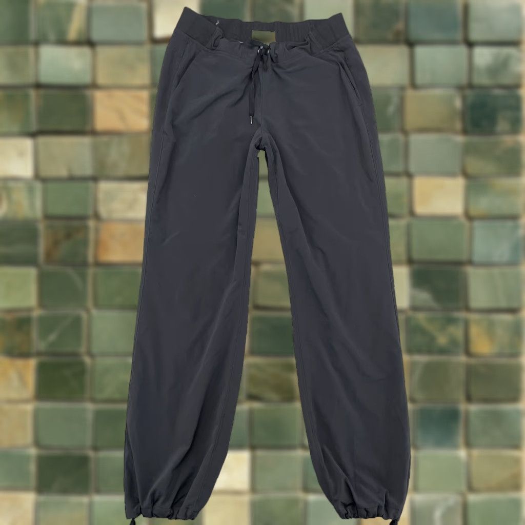 Athleta Athleta Jogger Pant Womens 12 Gorpcore Minimalist Lined Travel Lounge Running Size 34" / US 12 / IT 48 - 1 Thumbnail