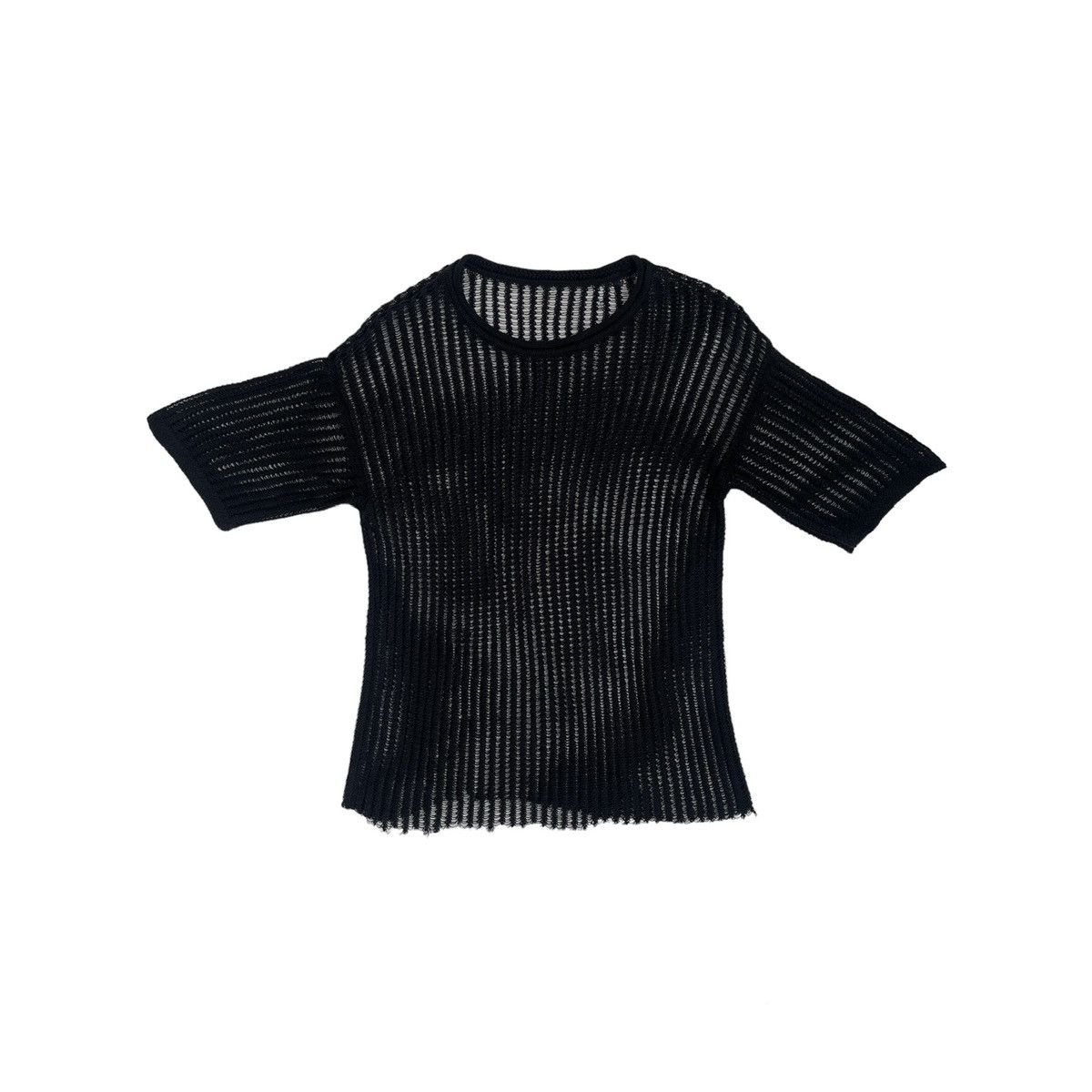 Black cropped fishnet nice design