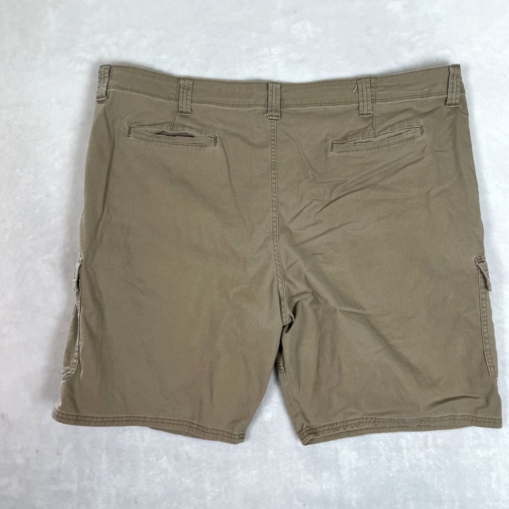 Wrangler VINTAGE Wrangler Cargo Shorts Mens 46 Brown Khaki Stretch Utility 9 Inseam Y2K Size US 30 / EU 46 - 6 Thumbnail