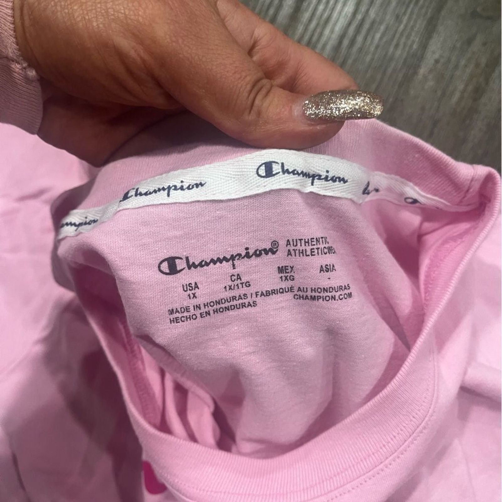 Champion NWT Champion Pink Red Graphic Crop Top - Size 1X Size XL / US 12-14 / IT 48-50 - 3 Thumbnail