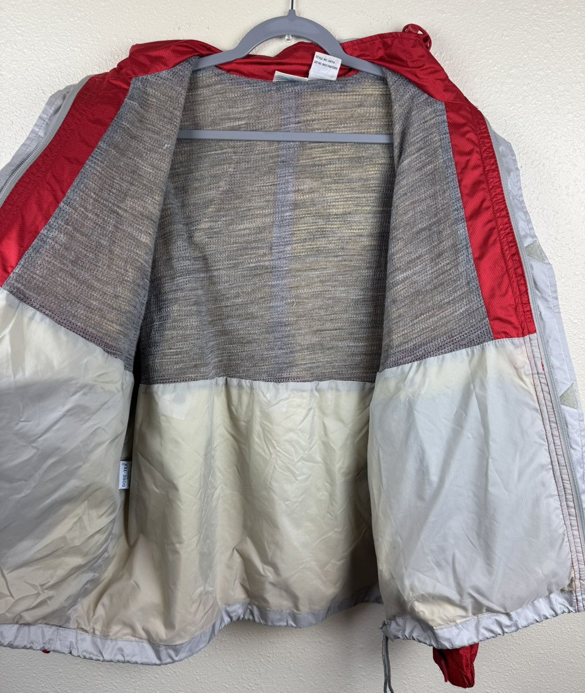 Adidas VTG 80’s adidas Trefoil GORE-TEX Windbreaker• Made in Korea Size US L / EU 52-54 / 3 - 10 Thumbnail