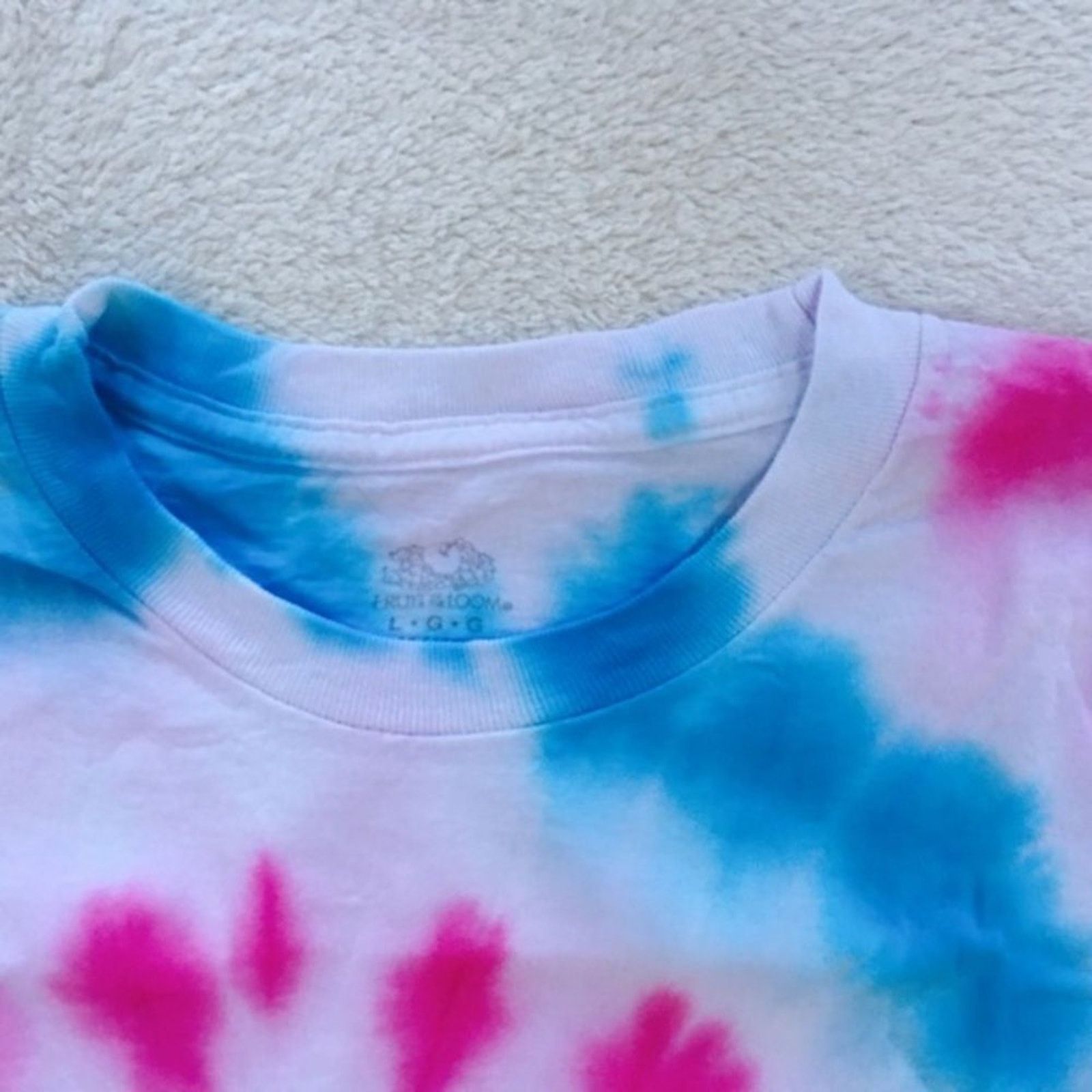 Fruit Of The Loom Blue and Pink Spiral Crewneck Tie-Dye Shirt | Sz YL Size XS / US 0-2 / IT 36-38 - 3 Thumbnail