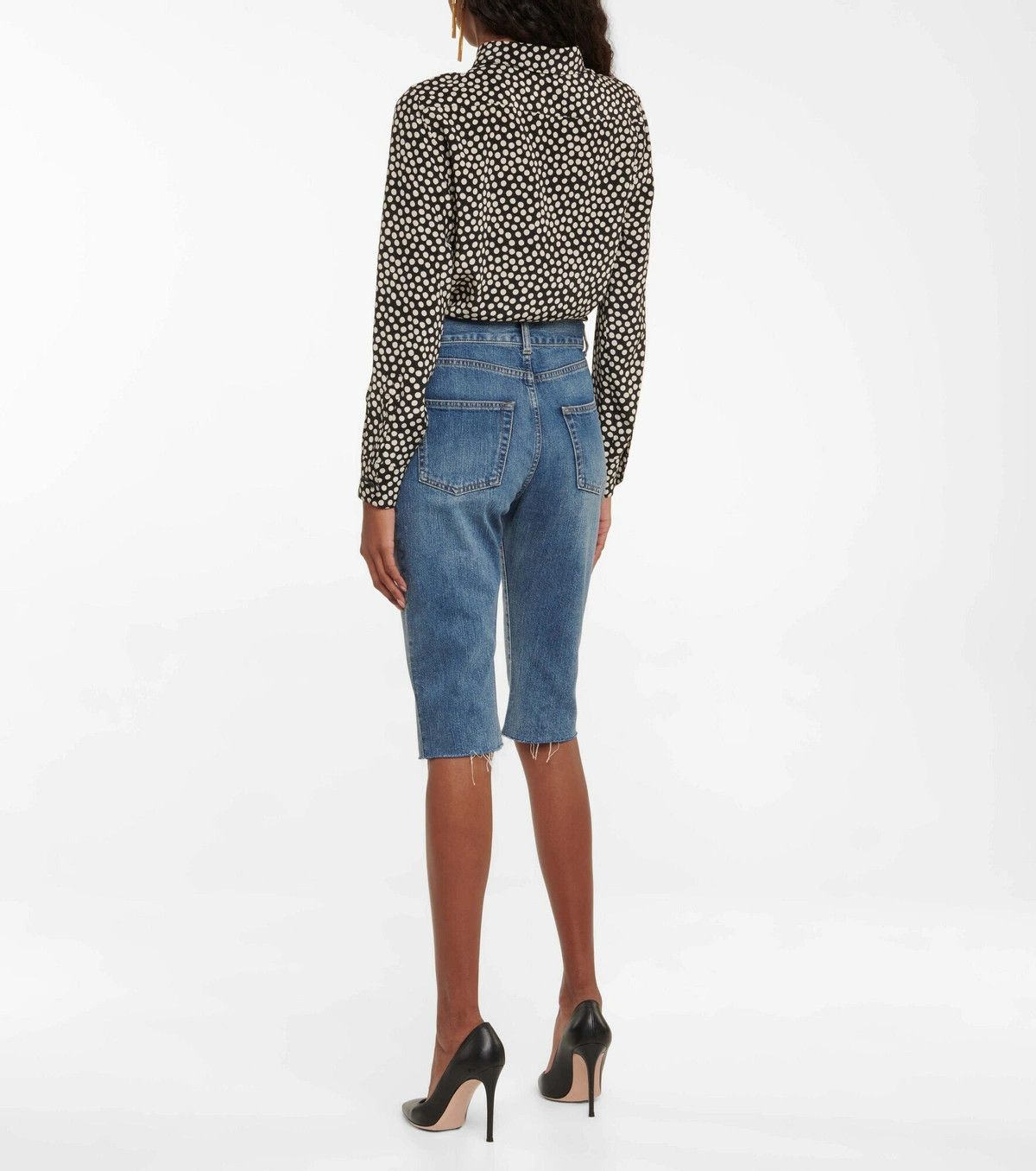 o1y0126 Denim Short in Blue