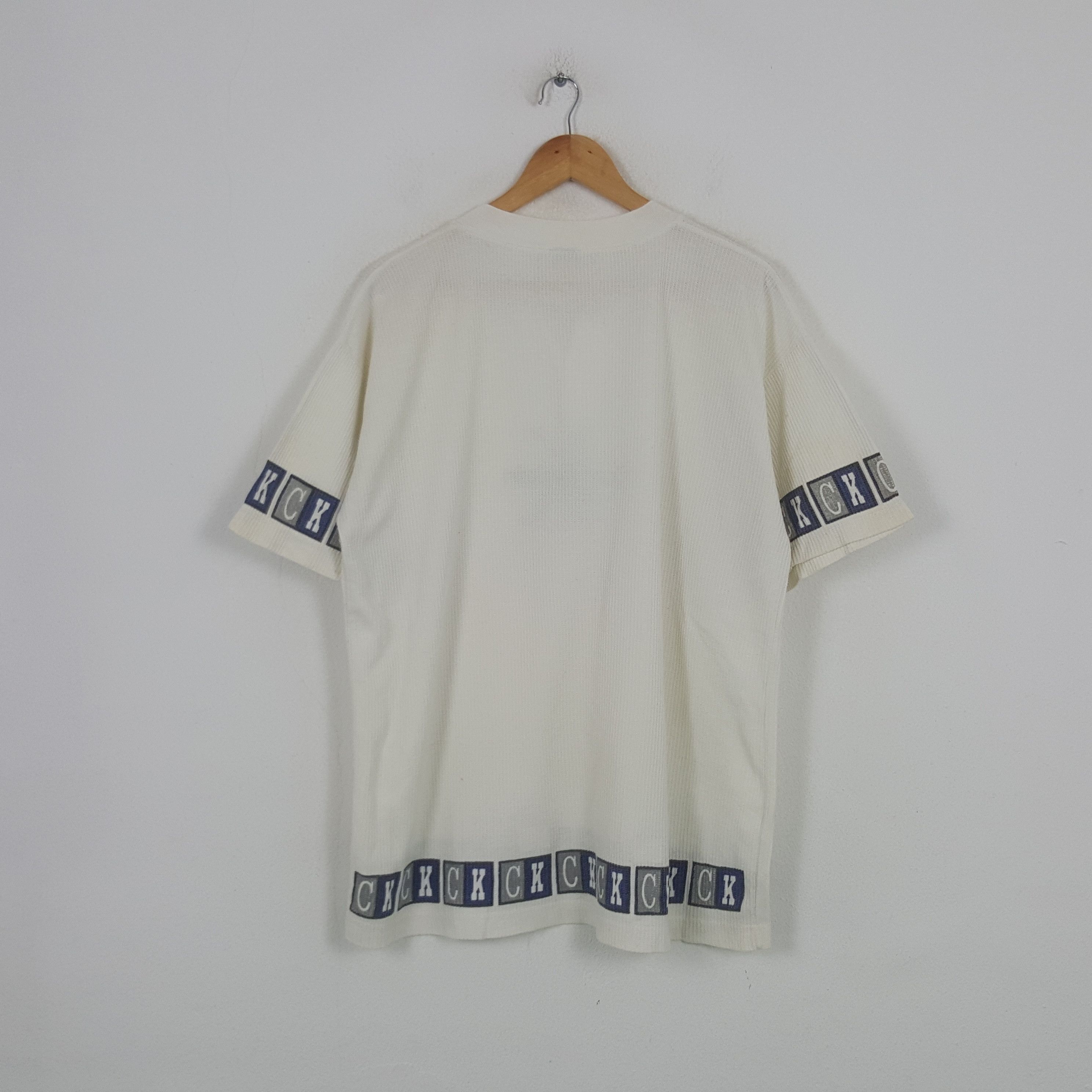 Calvin Klein Vintage Calvin Klein American Brand Tshirt RR4 Size US XL / EU 56 / 4 - 3 Thumbnail