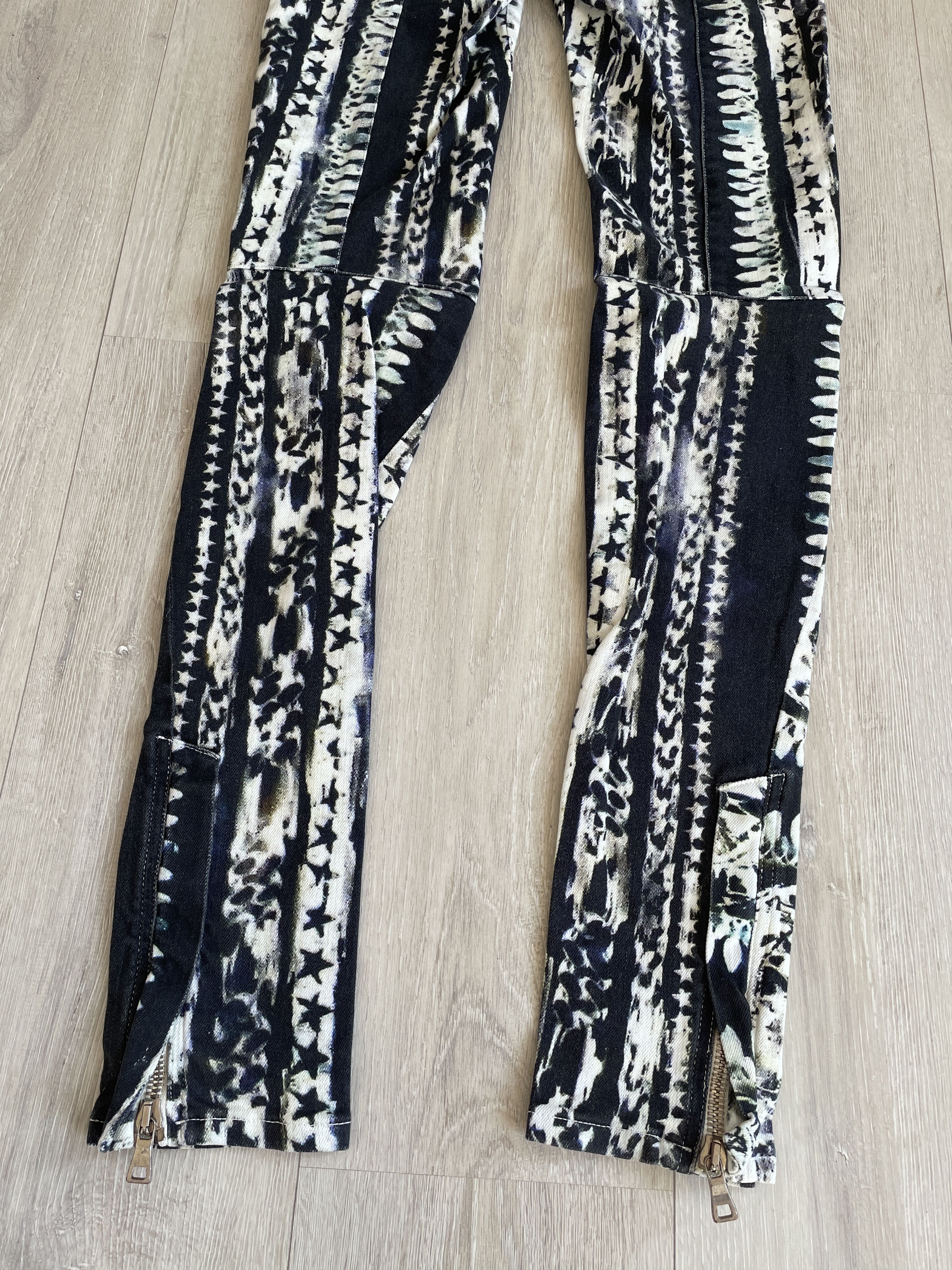 Balmain Balmain SS12 biker jeans by Oliver Rousteing Size 28" / US 6 / IT 42 - 8 Thumbnail