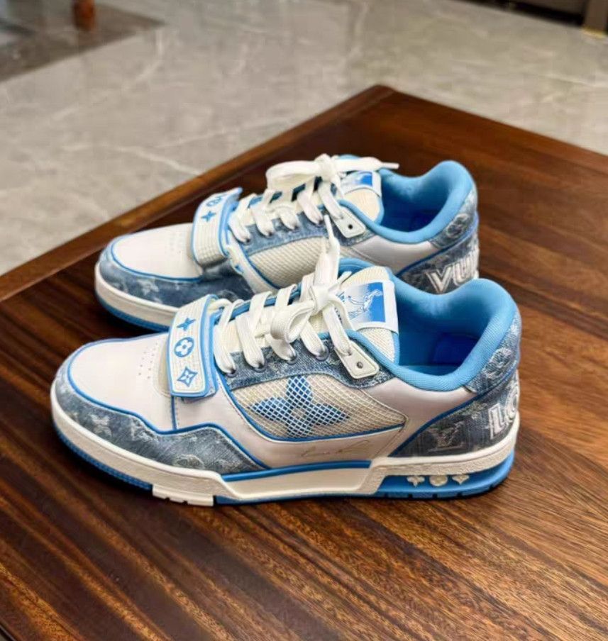 Louis Vuitton Louis Vuitton Trainer Low Top Sneakers for Men -2508 Size US 8.5 / EU 41-42 - 1 Thumbnail