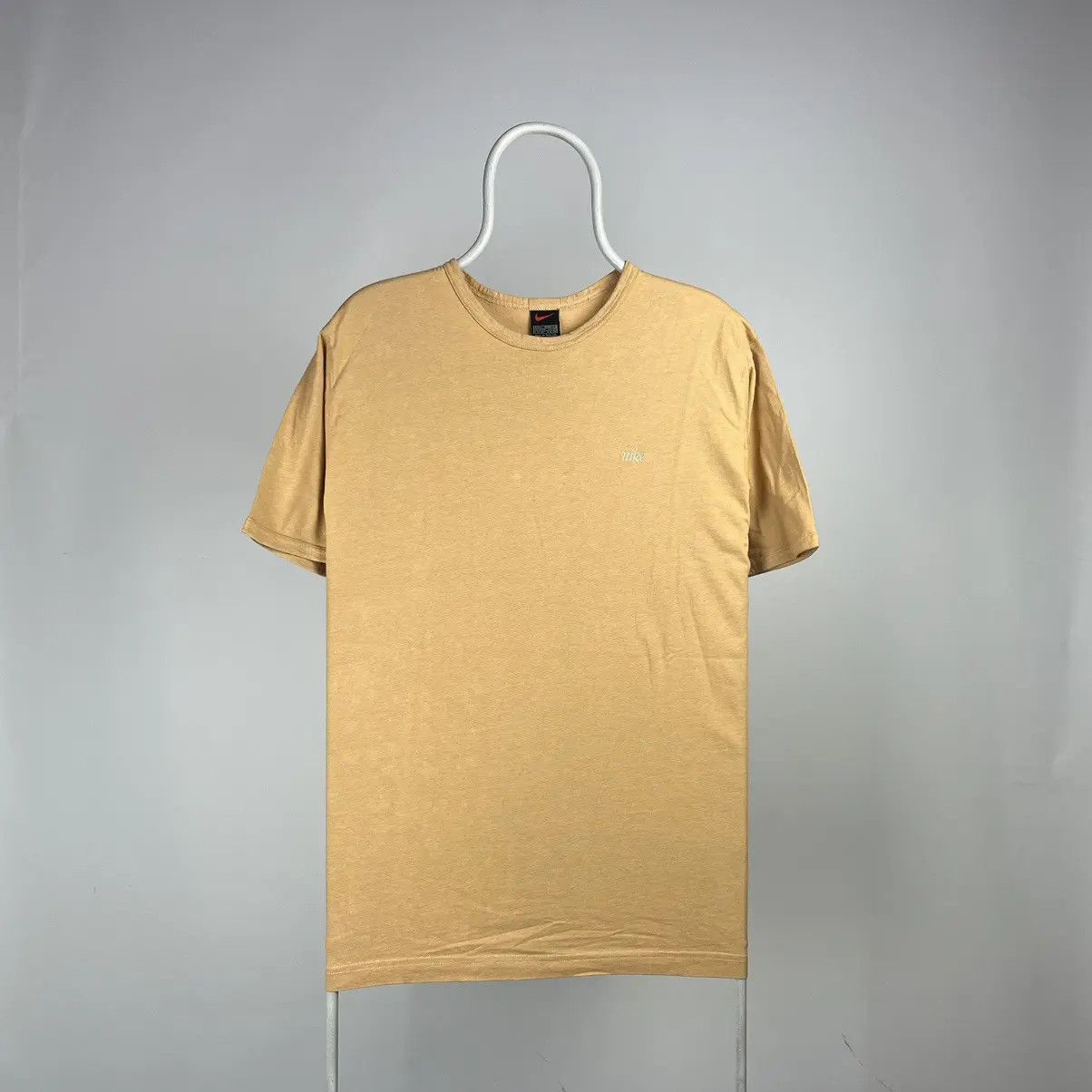 Nike Vintage Nike 90s T-shirt small logo size Large Size US L / EU 52-54 / 3 - 1 Thumbnail
