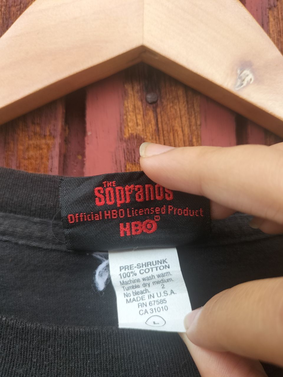 Vintage Vtg 2002 The Sopranos Movie Tee Shirt Godfather Mob Size US L / EU 52-54 / 3 - 8 Thumbnail
