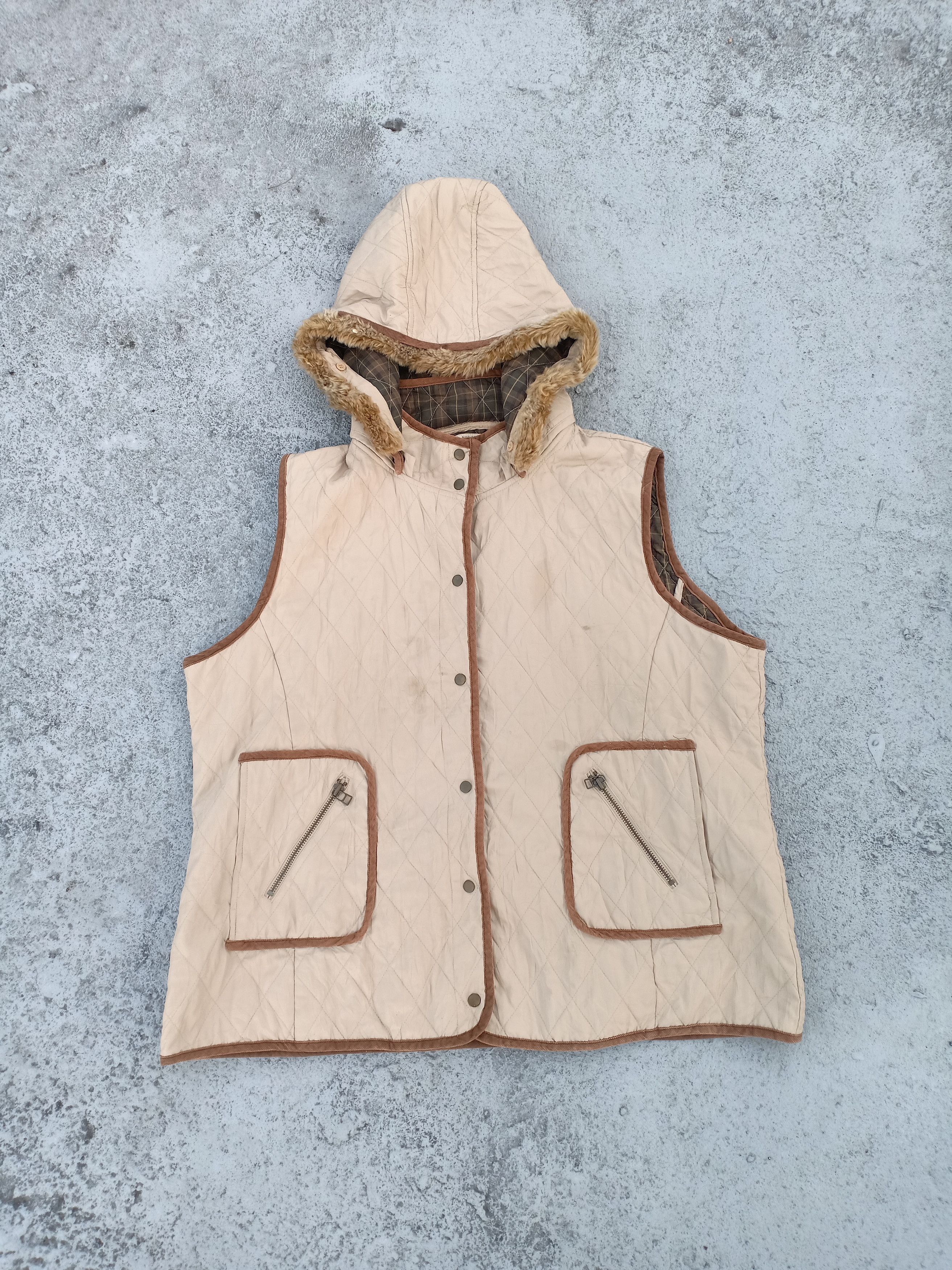 Vintage MAPLECINQ Kawaii Jyosei sleeveless puffer Jacket Size US L / EU 52-54 / 3 - 1 Thumbnail