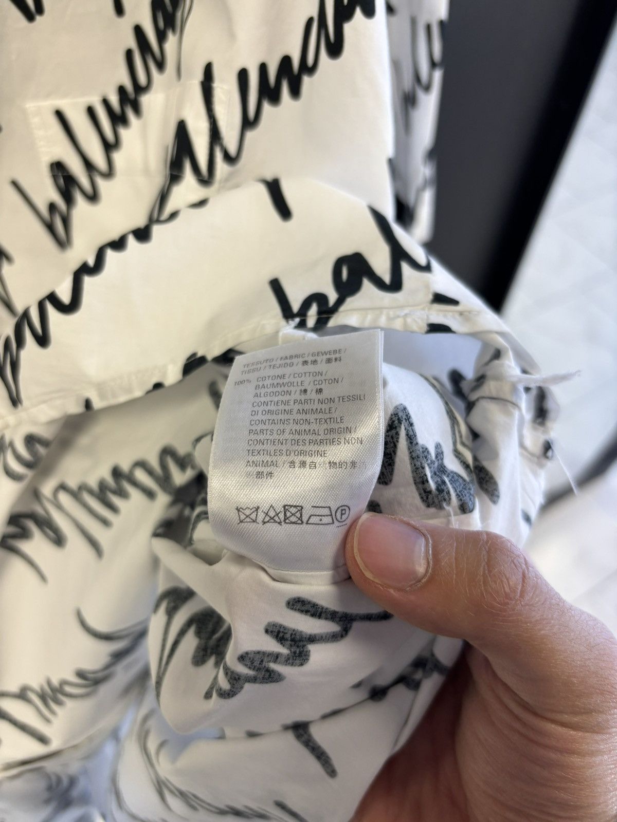 Balenciaga Balenciaga Cursive All Over button-up shirt Size US XL / EU 56 / 4 - 7 Thumbnail