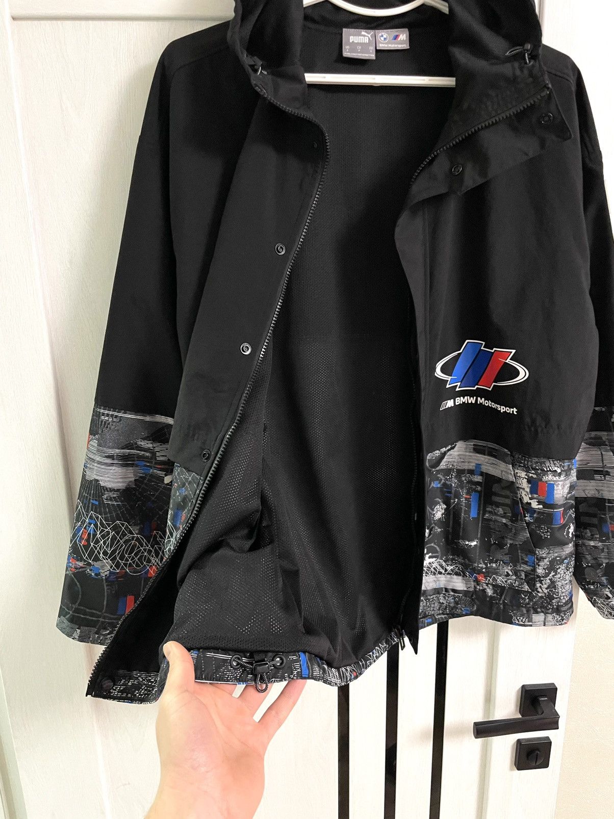 BMW Puma BMW M Motorsport Jacket Hooded Windbreaker Racing Size US S / EU 44-46 / 1 - 7 Thumbnail