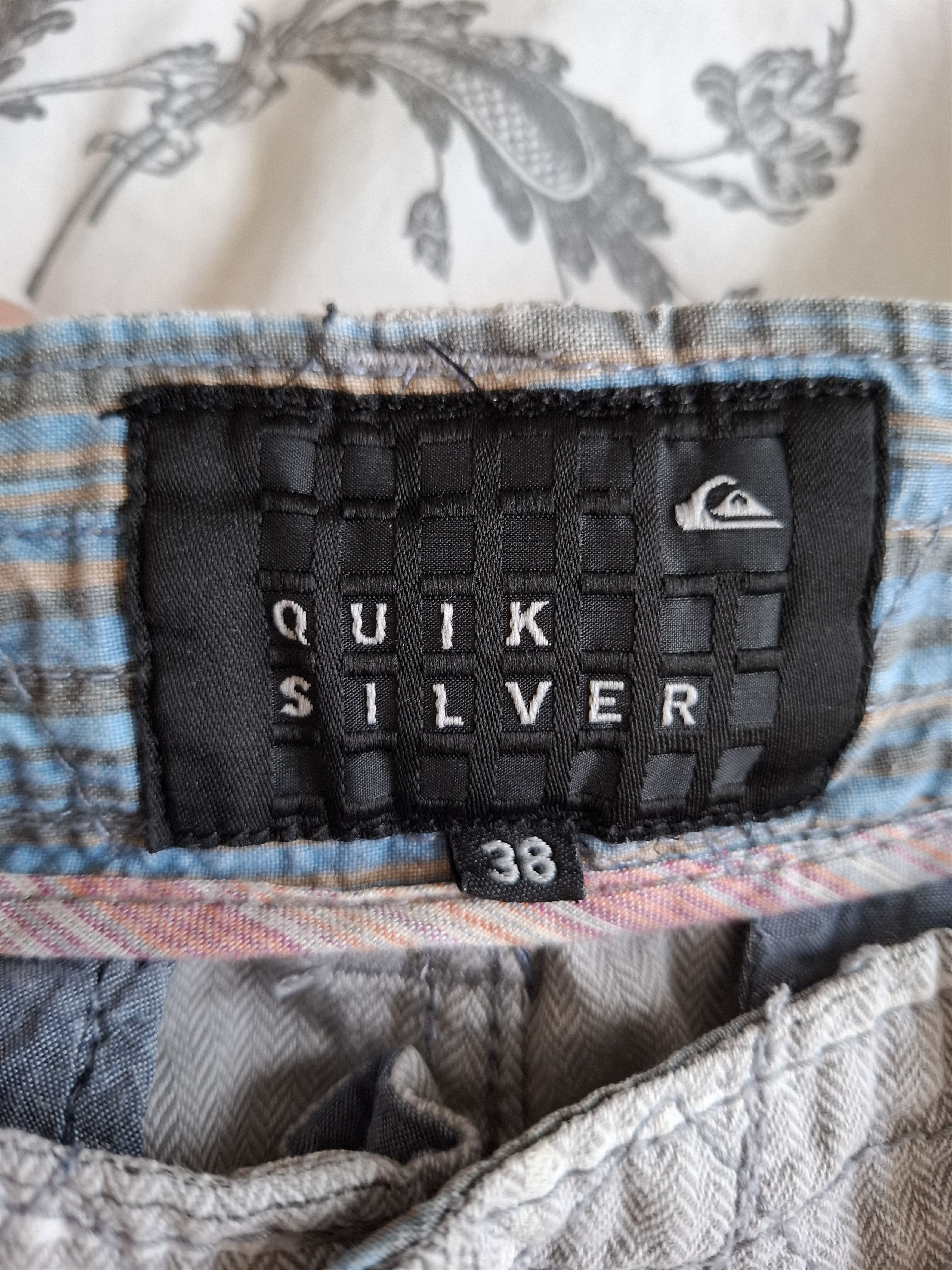 Quiksilver Quiksilver cargo shorts Size US 38 / EU 54 - 2 Thumbnail