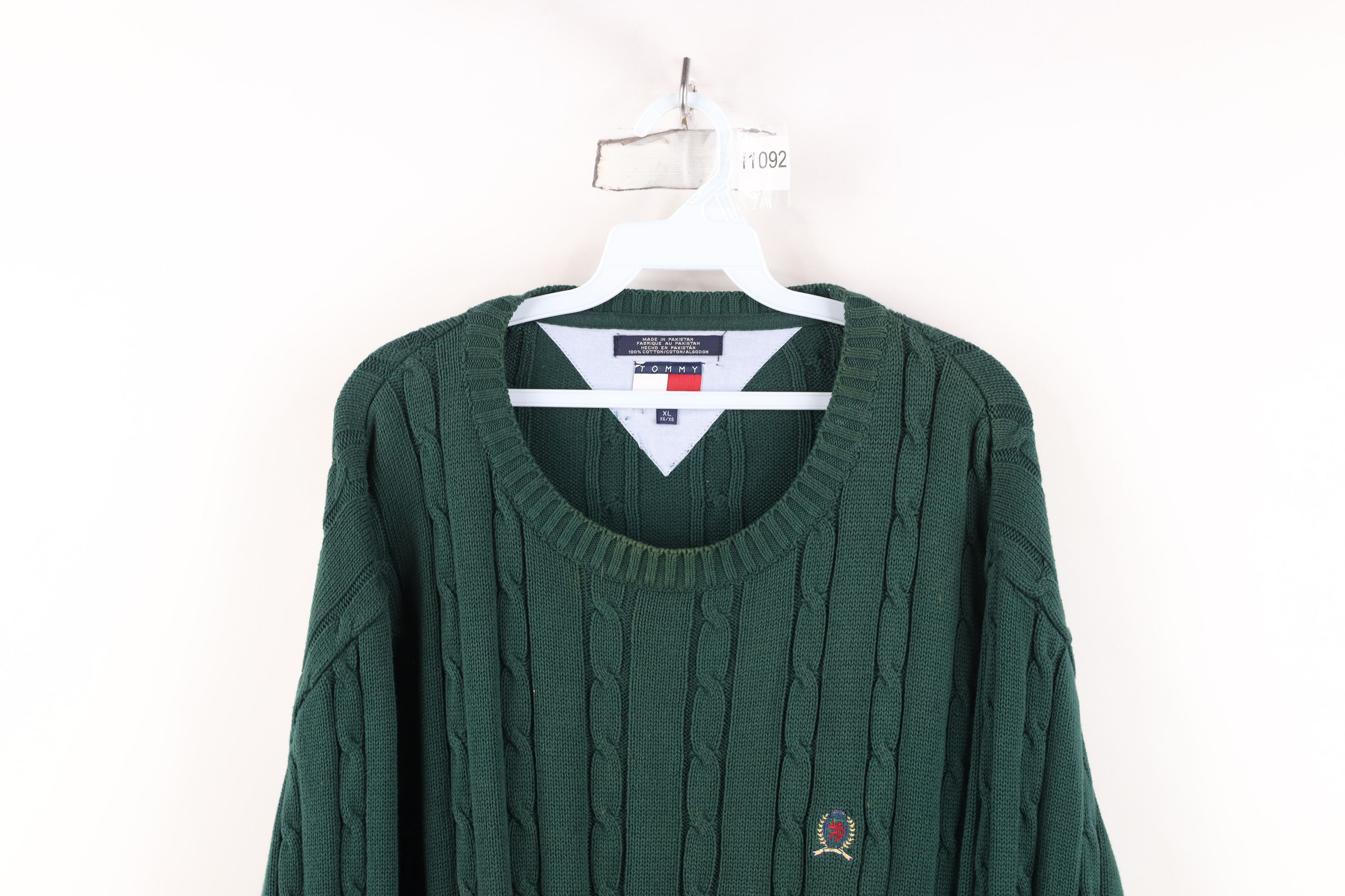 Tommy Hilfiger Vintage 90s Tommy Hilfiger Chunky Cable Knit Sweater Green Size US XL / EU 56 / 4 - 2 Thumbnail