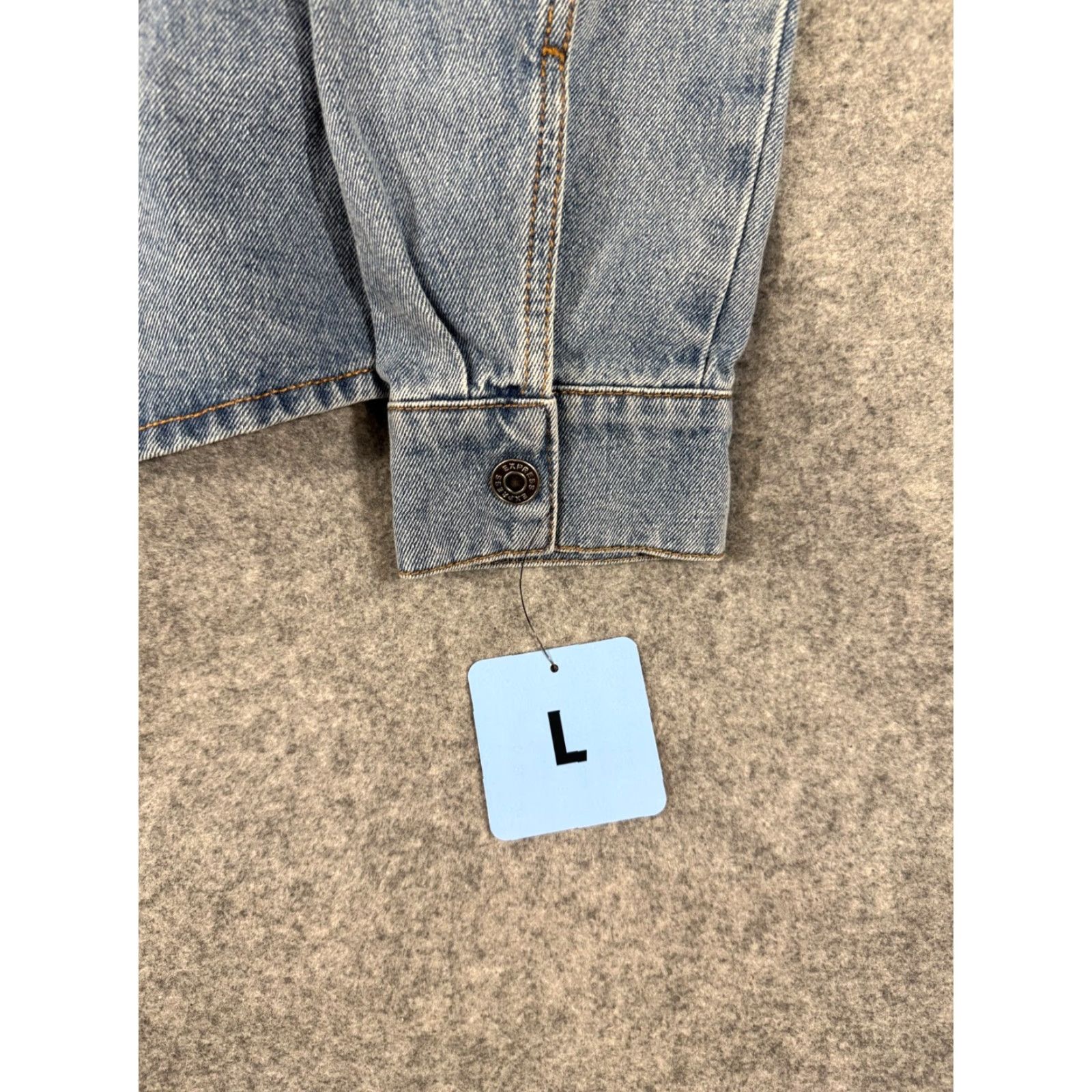 Express Express Denim Jacket Womens L Blue Snap Front Classic Fit Pockets NWOT Size L / US 10 / IT 46 - 6 Thumbnail