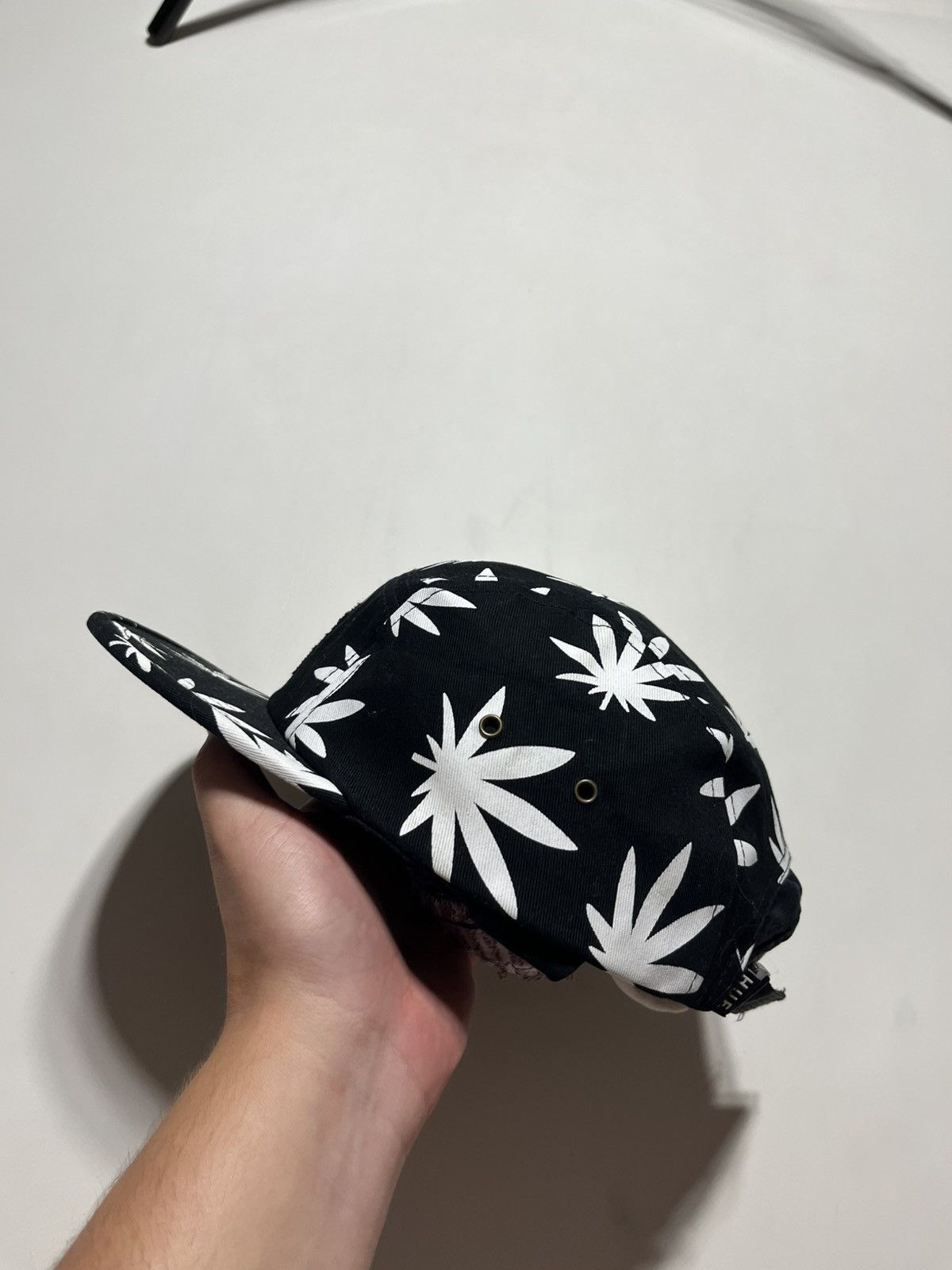 Huf Vintage HUF Weed volley cap Y2K Size ONE SIZE - 7 Thumbnail