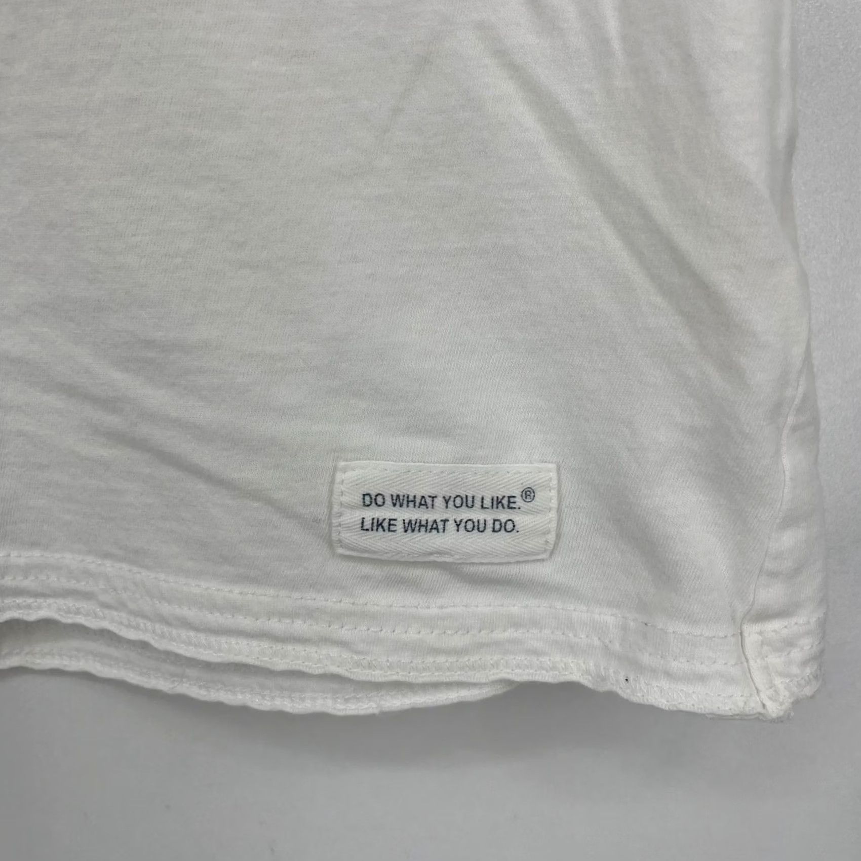 Life is Good Life is Good T-Shirt Women's M White Embroidered Shine Your Light Fitted Casual Short Sleeve Cap Sleeve Love 90s? Size M / US 6-8 / IT 42-44 - 6 Thumbnail