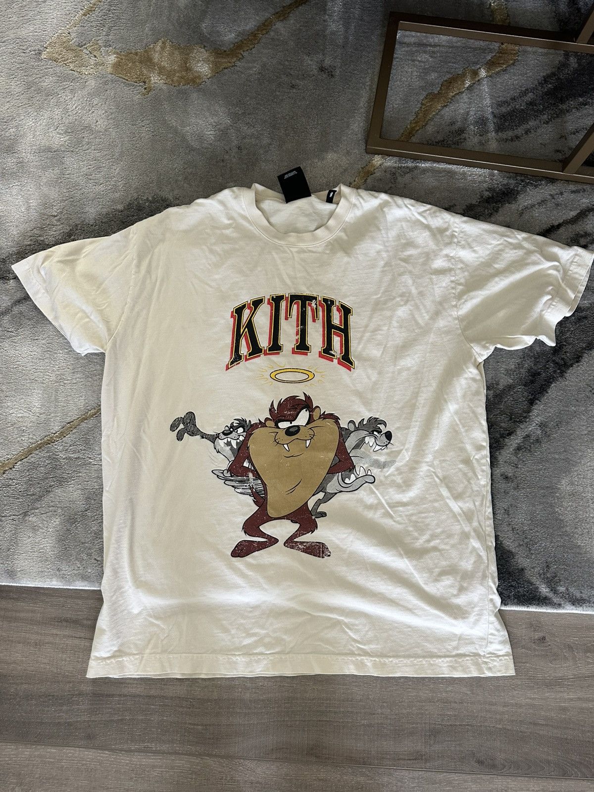 ☆ KITH x LOONEY TUNES Shadow Taz tee コラボTシャツ ☆ KITH x Looney Tunes Shadow Taz Vintage Tee Blackを購入
