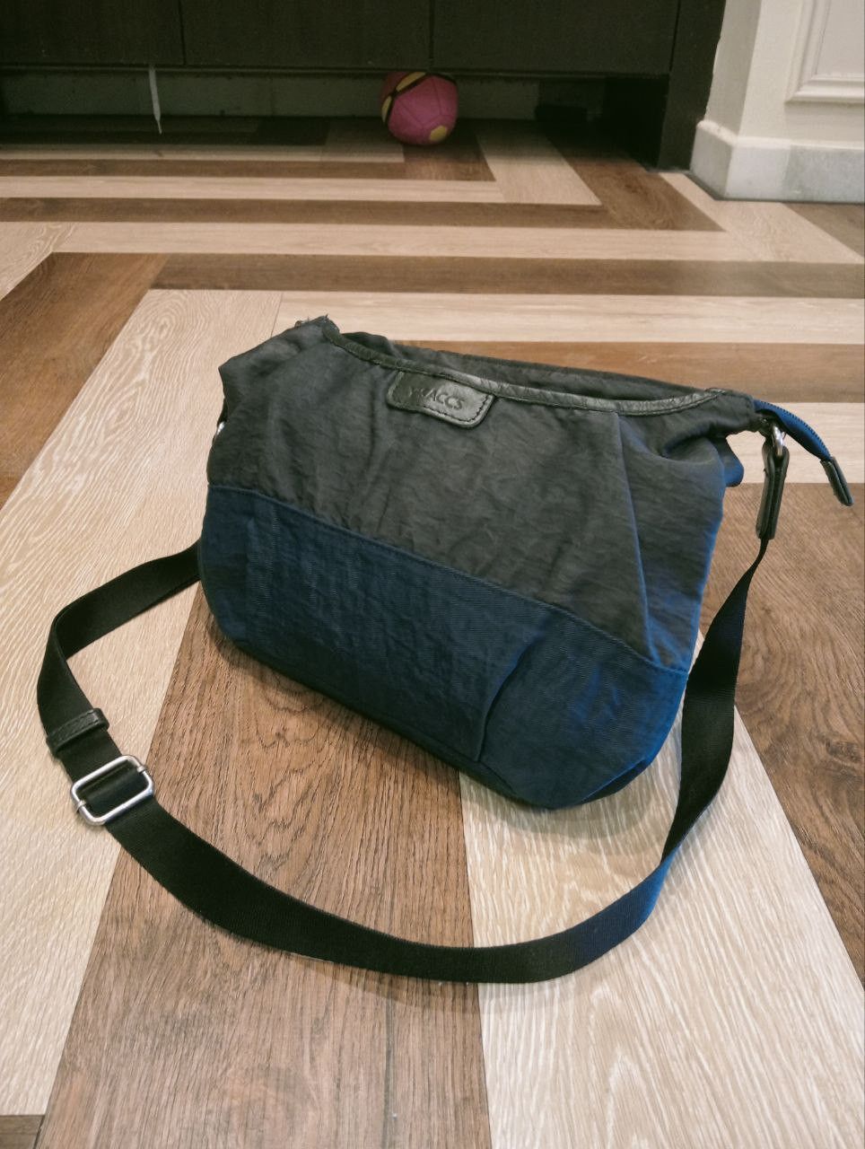 Yohji Yamamoto VINTAGE Y'SACCS YOHJI YAMAMOTO SLING BAG Size ONE SIZE - 1 Thumbnail
