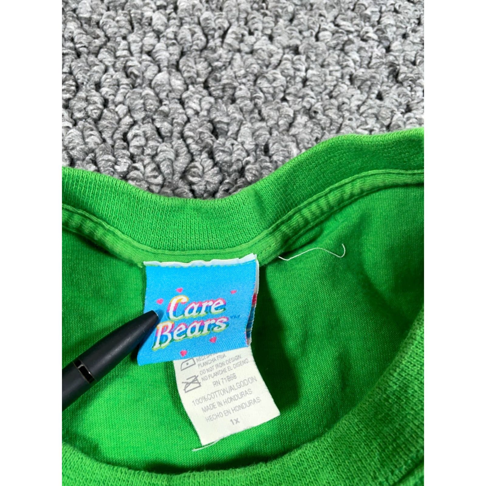 Vintage VINTAGE Care Bears T-Shirt Women's 1X Green Oversized Y2K 2004 Lucky Bear 90s Cartoon Womens Size XL / US 12-14 / IT 48-50 - 3 Thumbnail